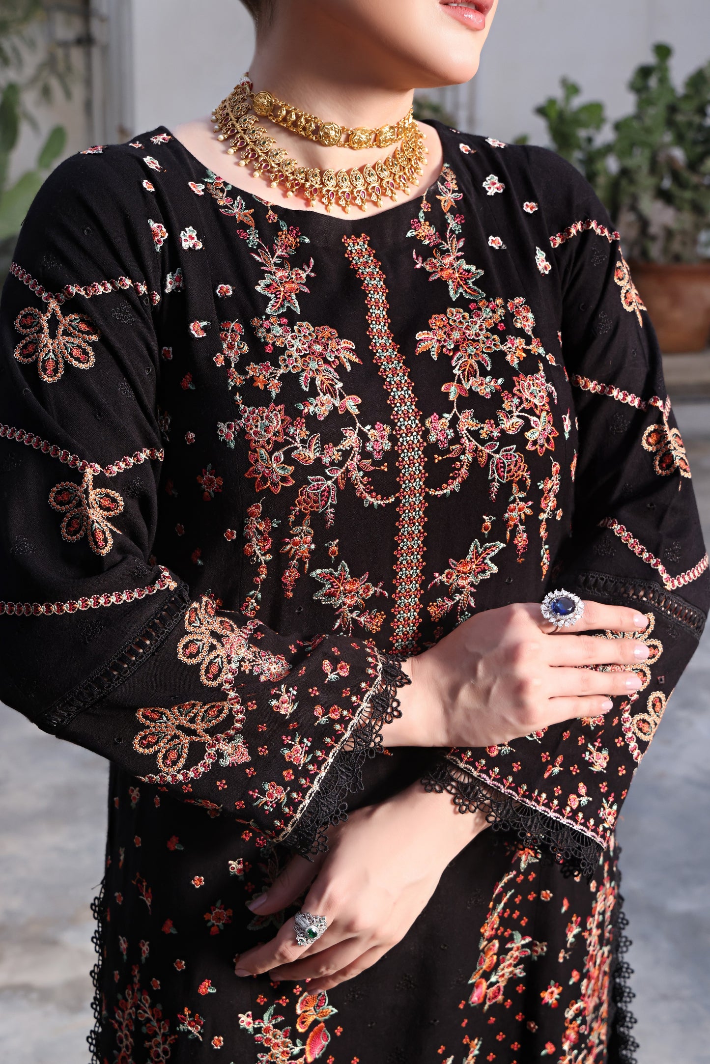 Aneelas Stitched Winter Peach Wool Emb 3pc [MOMINA-01] [Dispatch Time 2 Months]