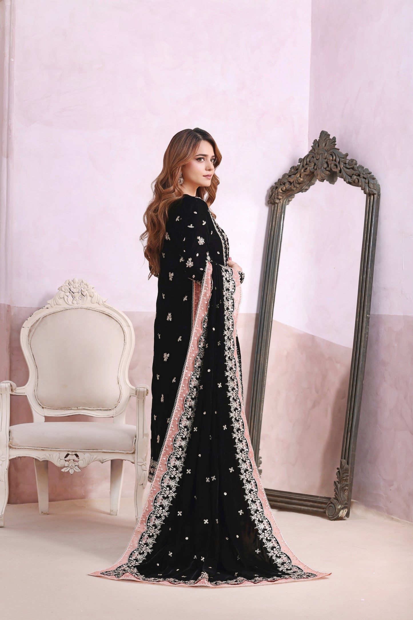 Aneelas Stitched Wedding Velvet Emb 3pc [SUMBAL-01] [Dispatch Time 2 Months]