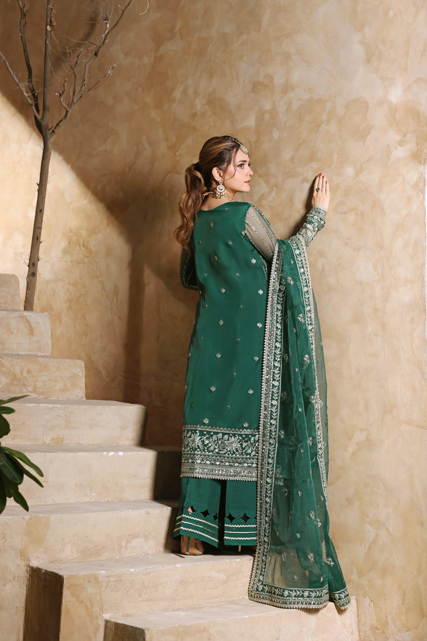 Rs 26000 Aneelas Stitched Bridal Heavy/ Wedding Ada Work Organza 3pc [BR-15] [Dispatch Time 2 Months]