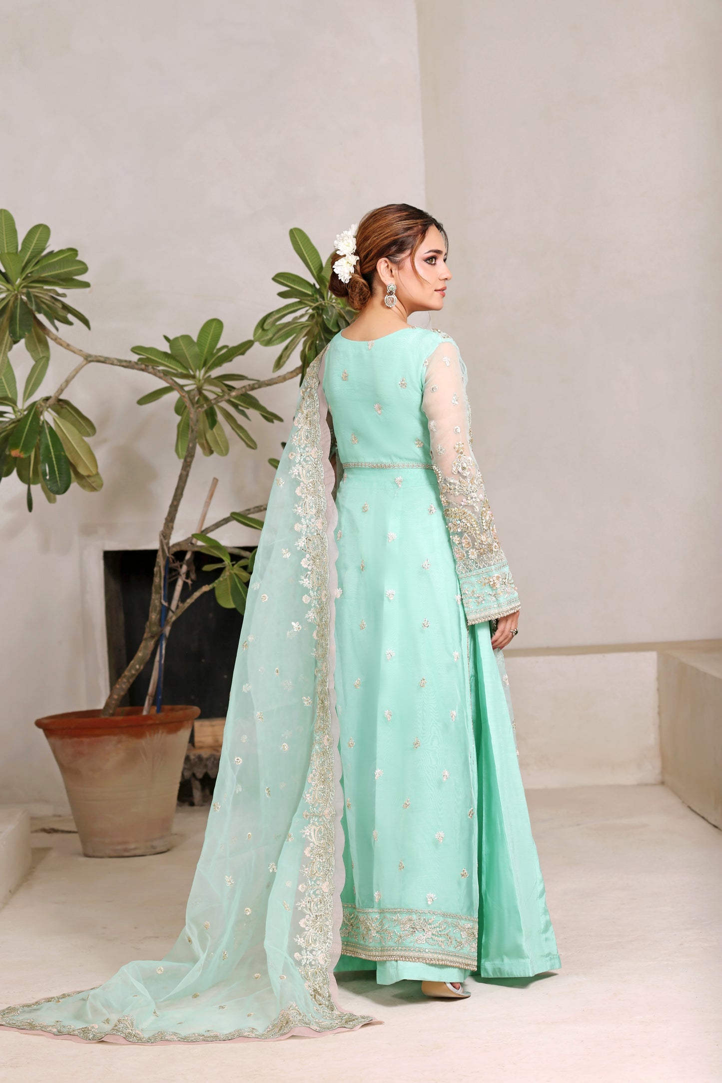 Rs 37500 Aneelas Stitched Bridal Ada Work Organza Raw Silk Trouser 3pc [BR-16] [Dispatch Time 2 Months]