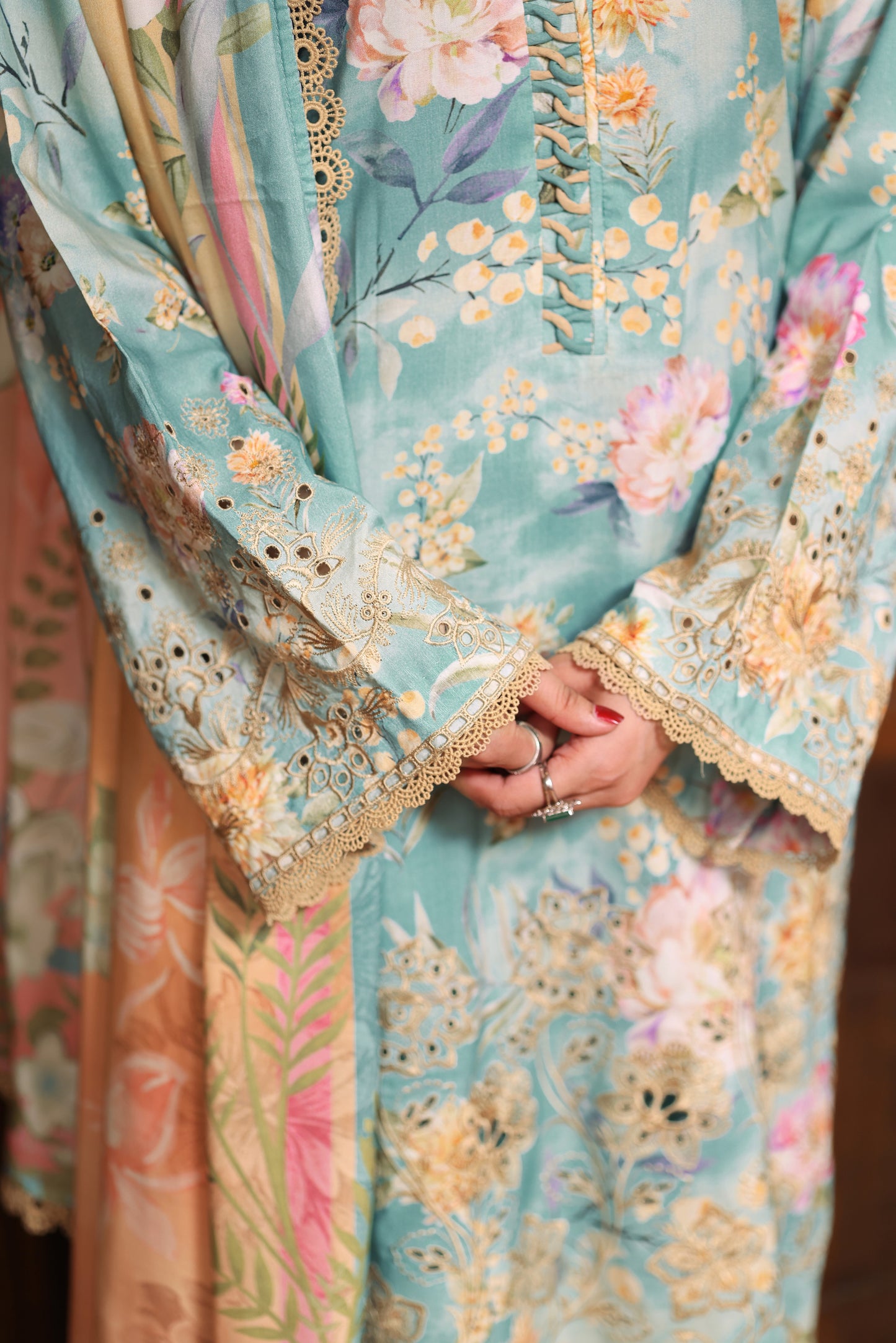 Aneelas Stitched Winter Linen 3pc [WPR-12] [Dispatch Time 2 Months]