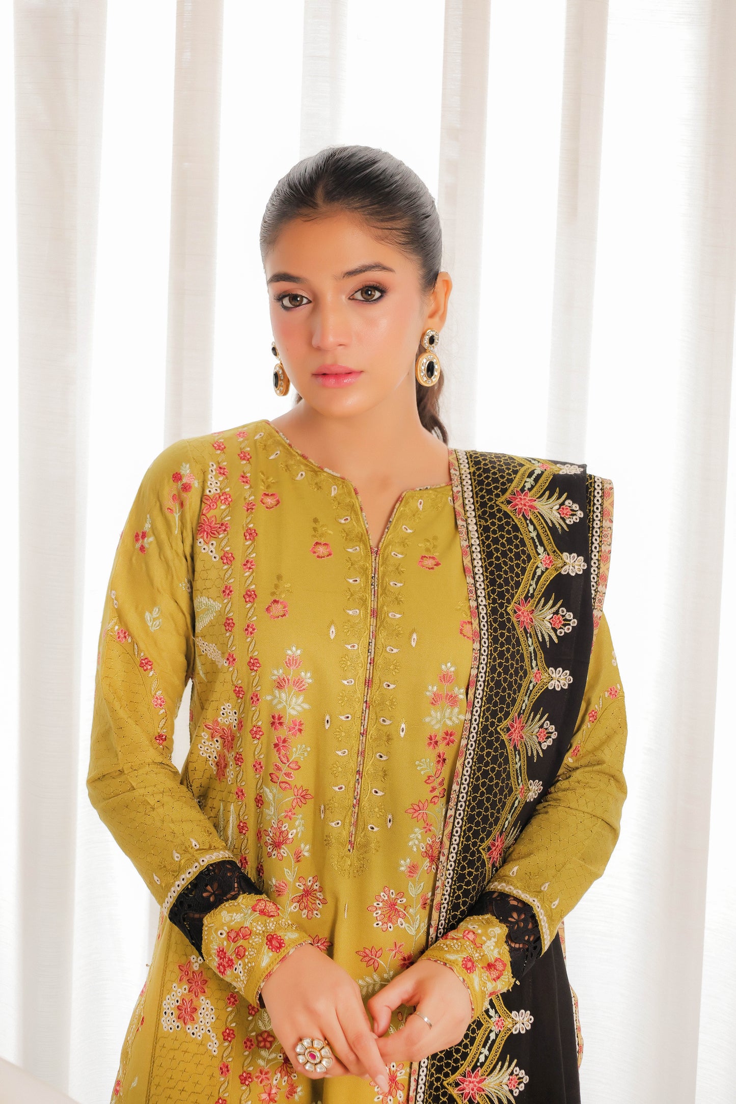 Rs 19500 Aneelas Stitched Luxury Winter Emb Twill 3pc [LAIBA-04] [Dispatch Time 2 Months]