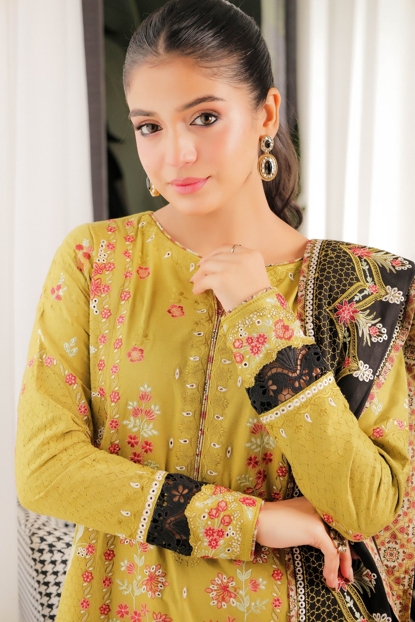Rs 19500 Aneelas Stitched Luxury Winter Emb Twill 3pc [LAIBA-04] [Dispatch Time 2 Months]