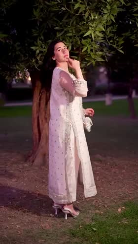 Rs 17500 Aneelas Ada work stitched shirt , inner and trouser [Dispatch time 2 months] ~ [Chest 24] [Length 45] XXLARGE