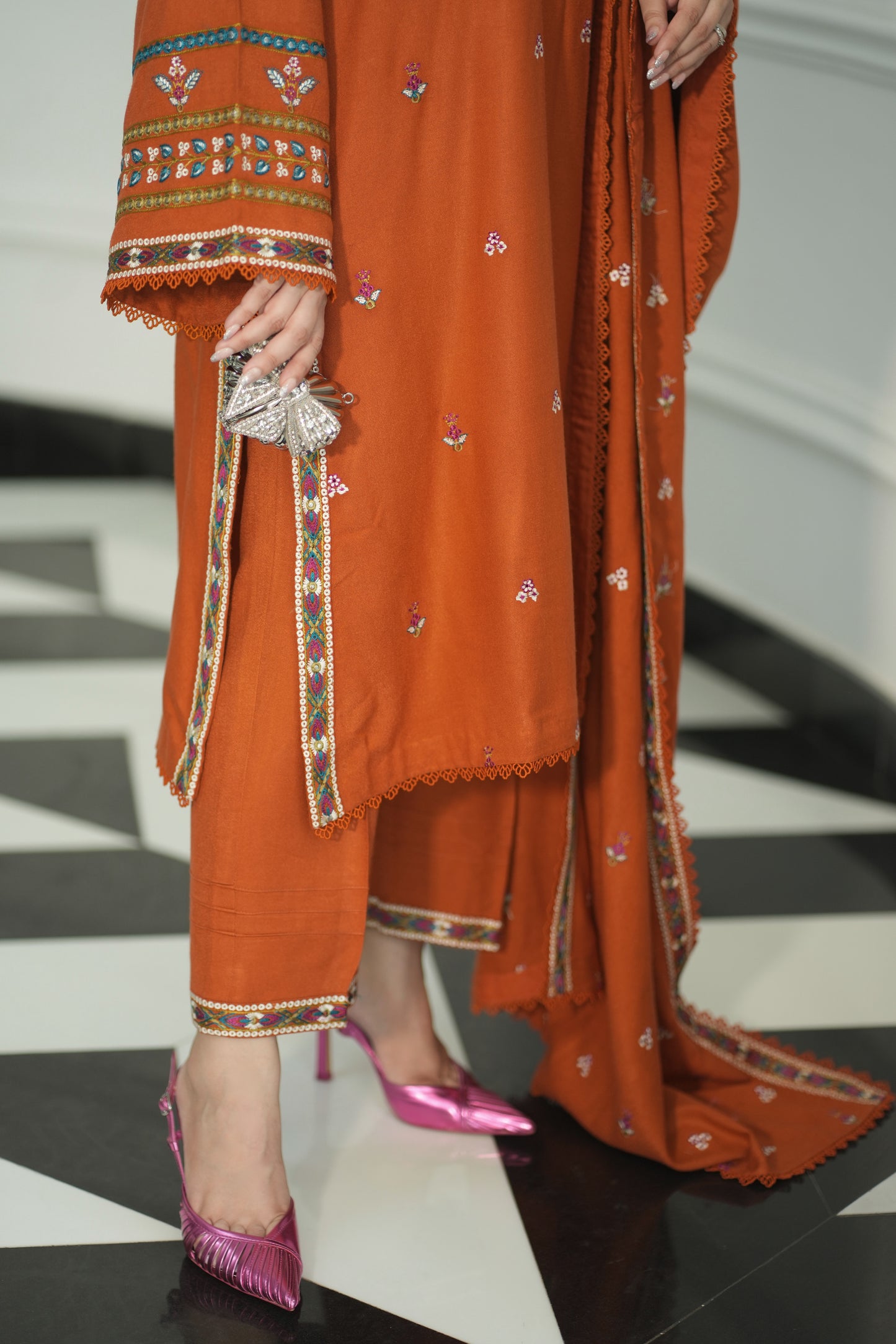 Aneelas Stitched Peach Wool Emb Shawl 3pc [PL-01] [Dispatch Time 2 Months]