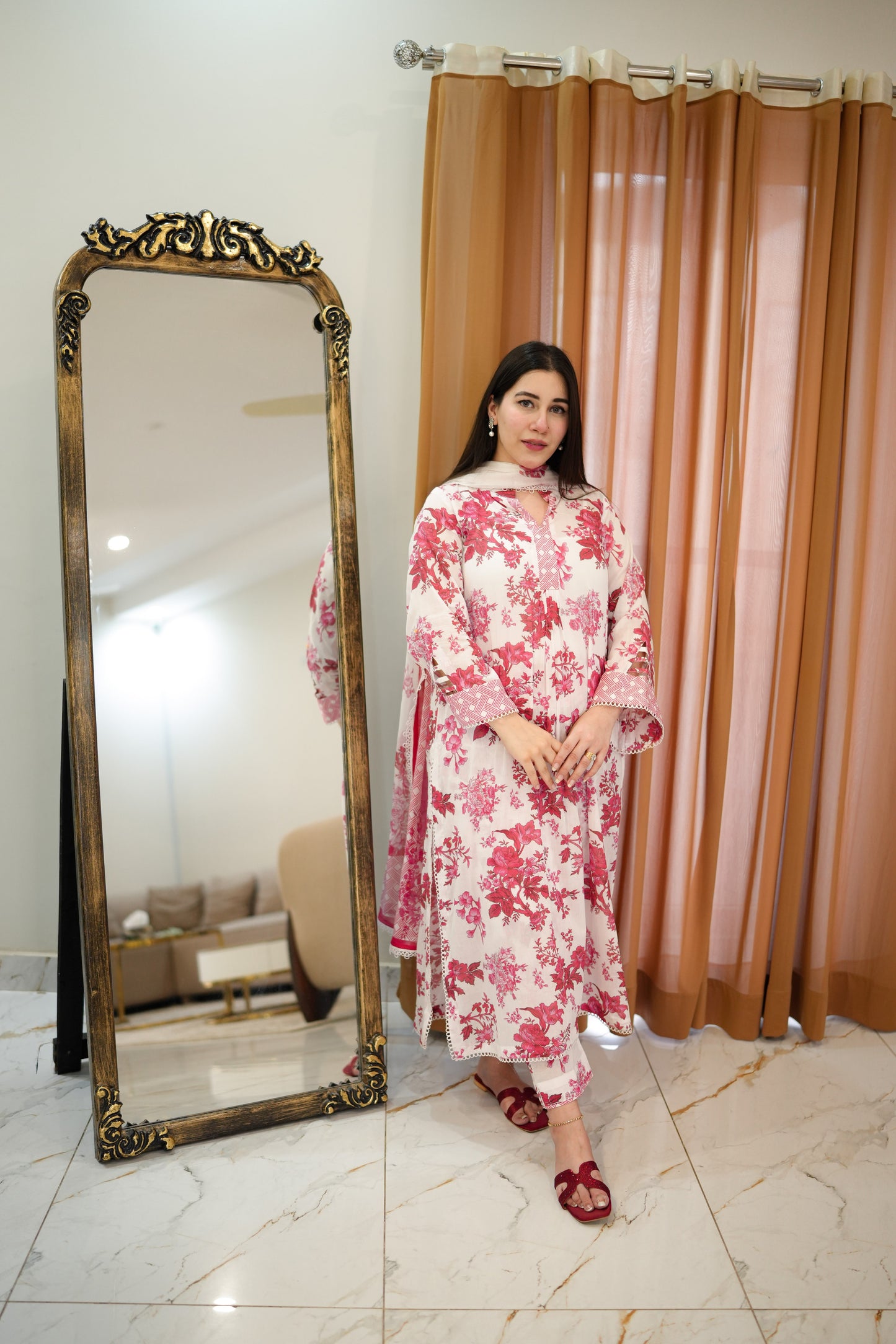 Rs 7500 Aneelas Stitched ONLY Print Lawn Chiffon Duppata 3pc [SPR-26-10] [Dispatch Time 2 Months]