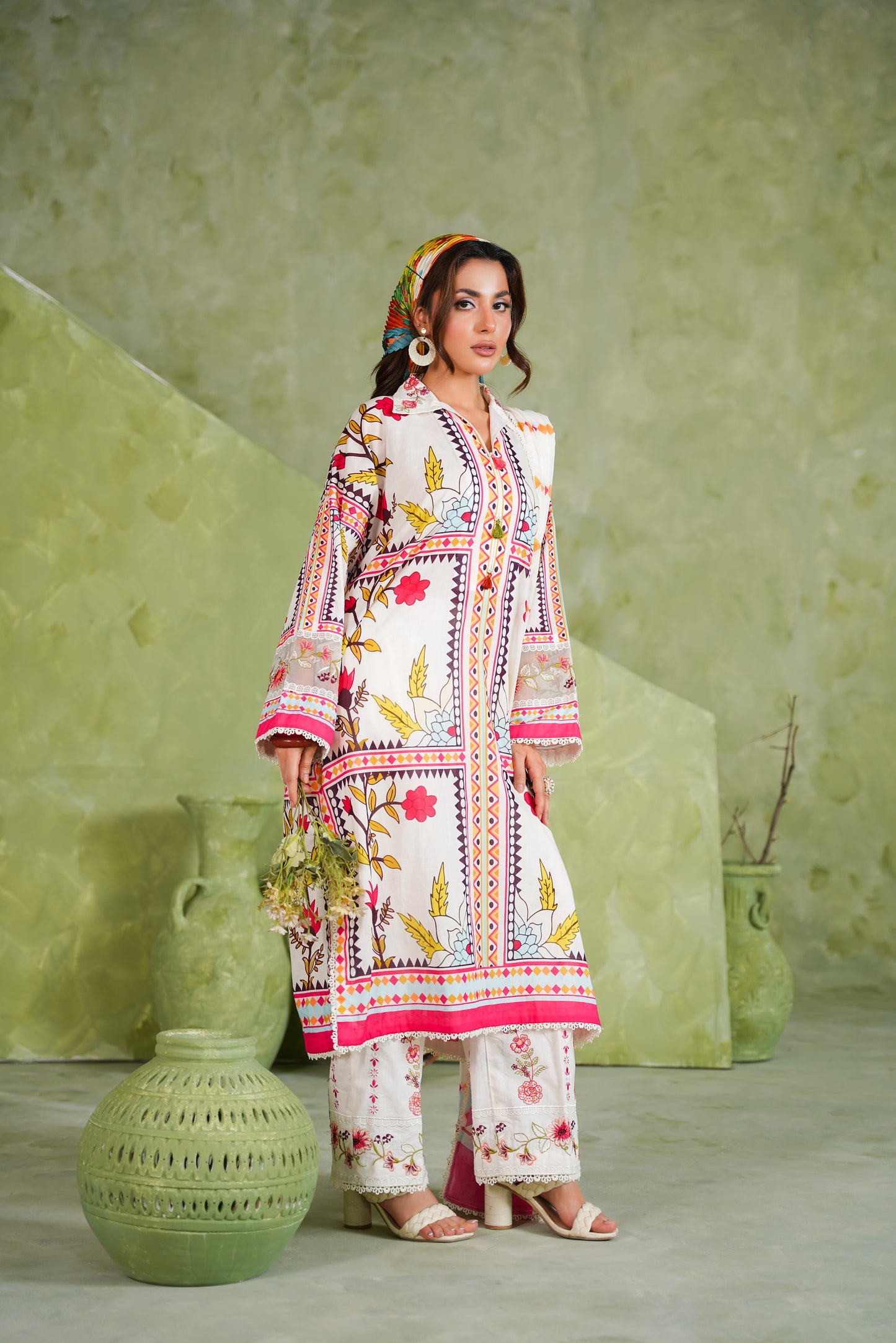 Rs 11500 Aneelas Stitched Loose Fit Print Emb Lawn 3pc Chiffon Duppata [SPR-26-77-B] [Dispatch Time 2 Months]