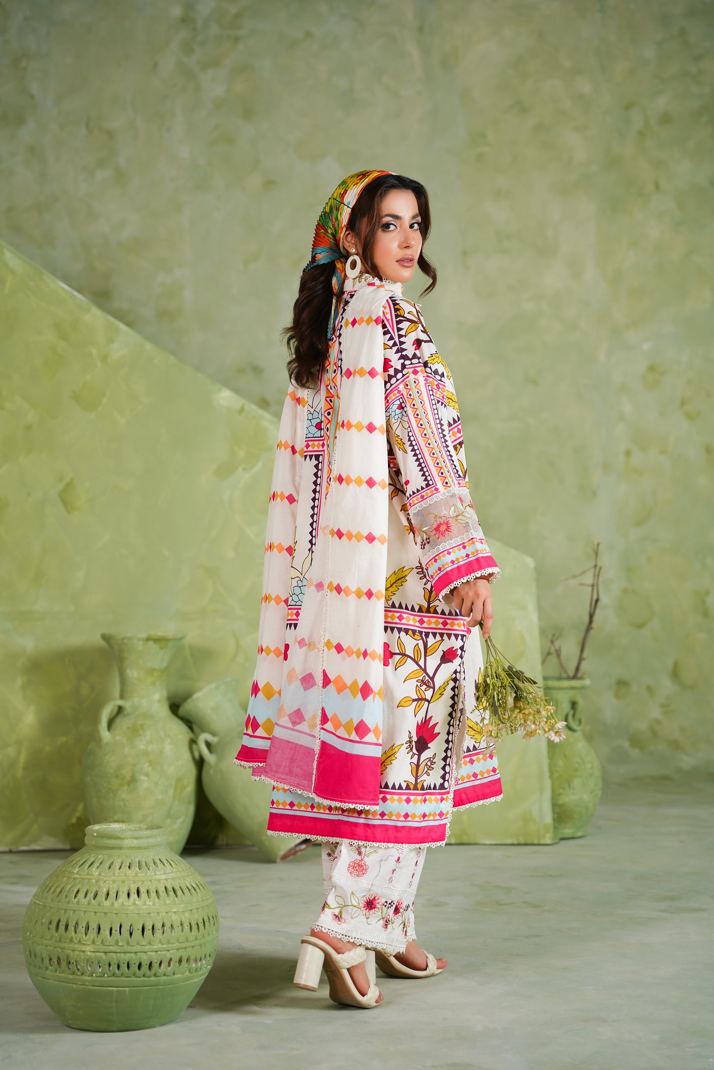 Rs 10500 Aneelas Stitched Loose Fit Print Emb Lawn 3pc Lawn Duppata [SPR-26-77-A] [Dispatch Time 2 Months]