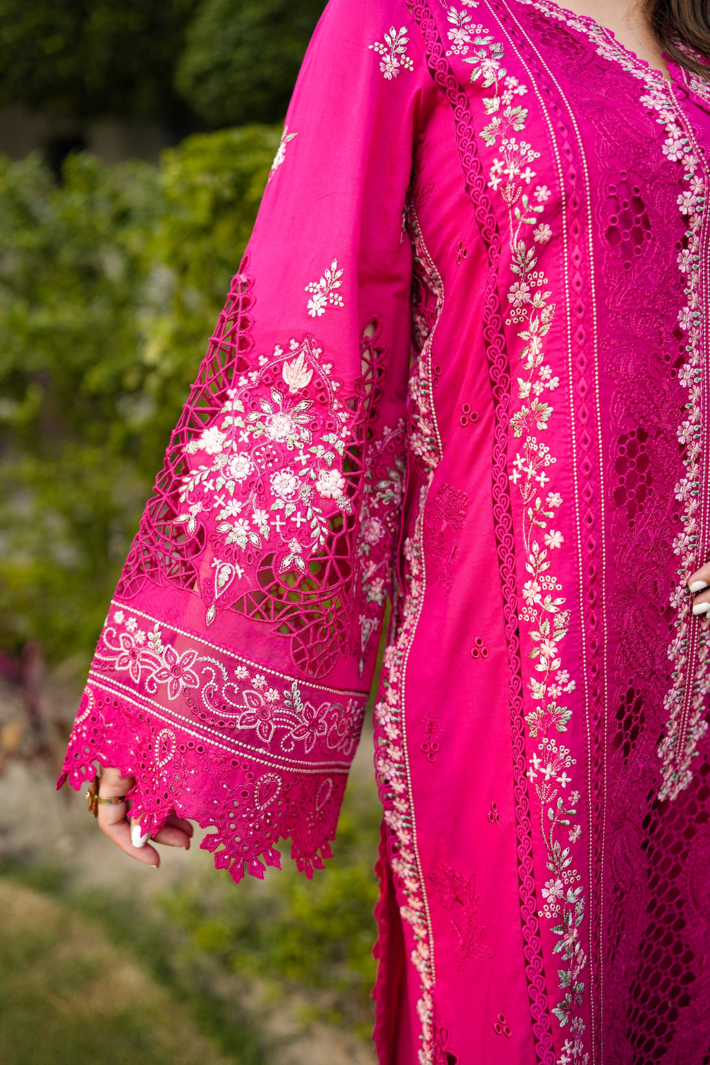 Rs 22500 Aneelas Stitched Signature Luxury Lawn Emb 3pc Print Emb Duppata [LUX-26-42] [Dispatch Time 2.5 Months]