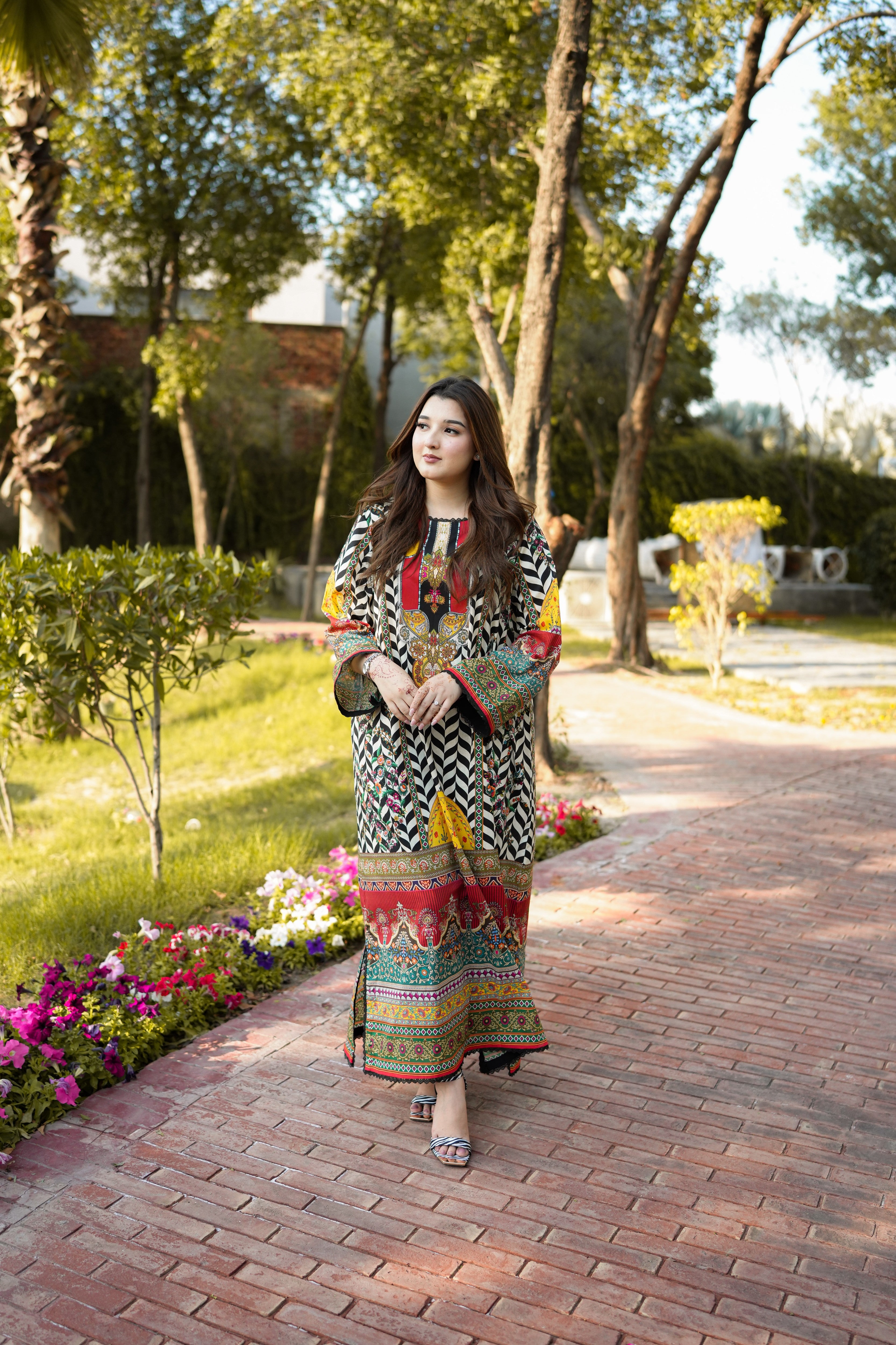 Rs 5500 Aneelas Stitched Print Kaftan 2pc [SPR-26-31] [Dispatch Time 2.5 Months]