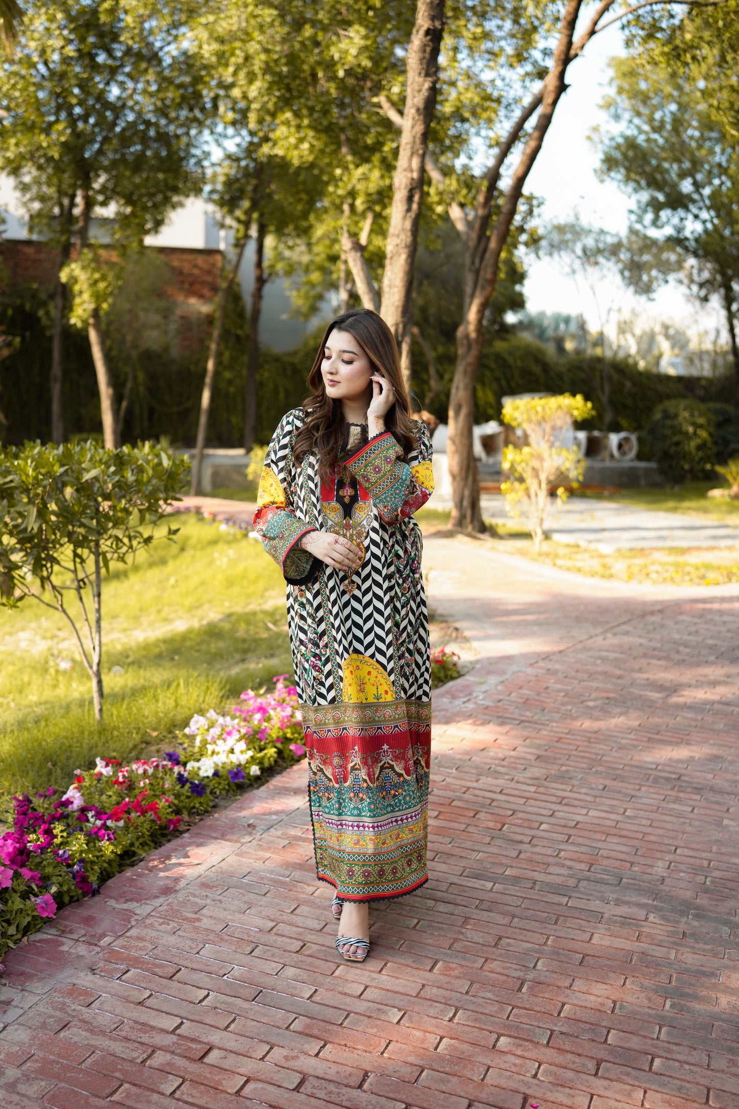 Rs 5500 Aneelas Stitched Print Kaftan 2pc [SPR-26-31] [Dispatch Time 2.5 Months]
