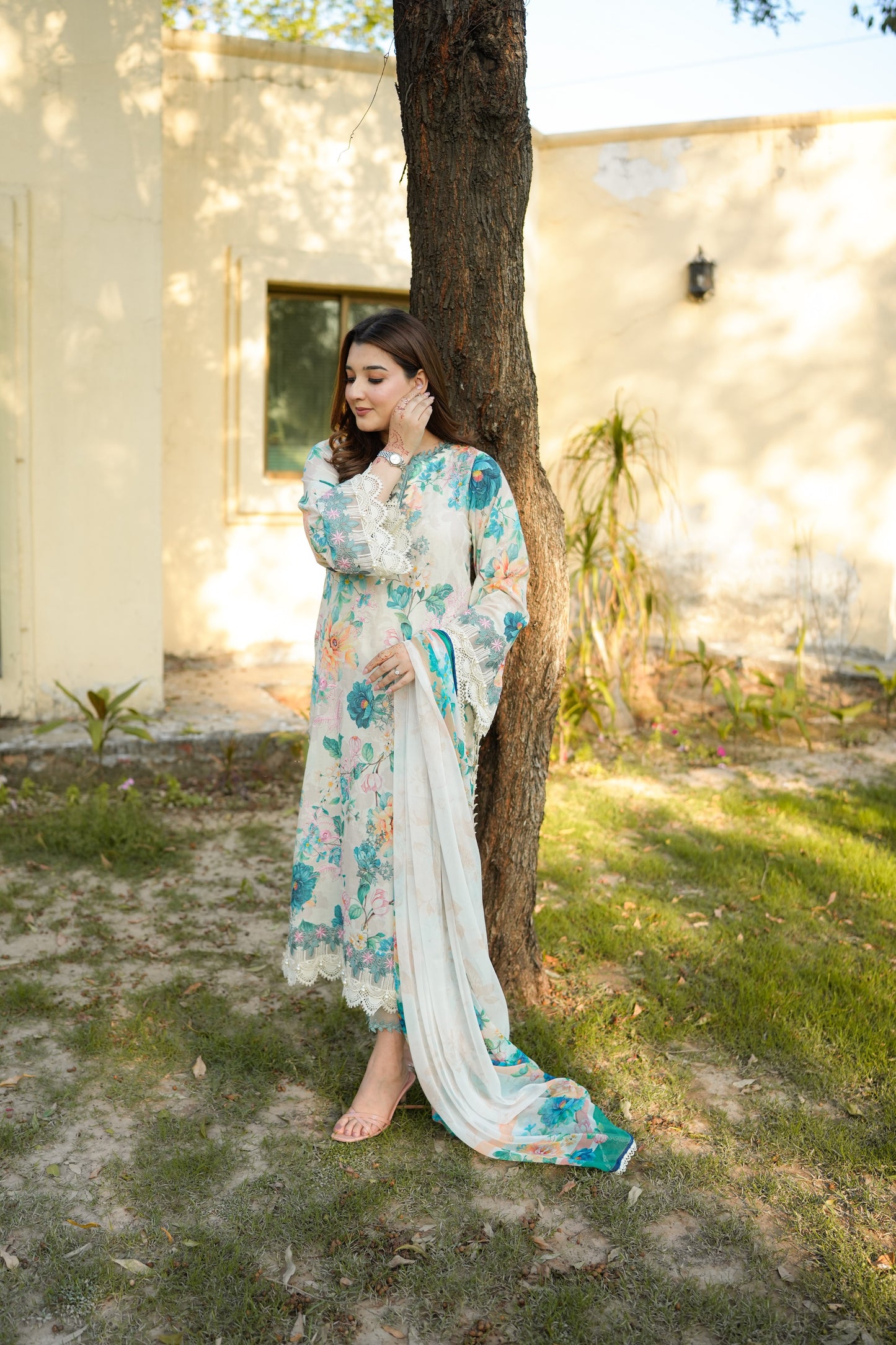 Rs 13500 Aneelas Stitched Lawn Print Emb 3pc Chiffon Duppata [SPR-26-25-B] [Dispatch Time 1.5 Months]