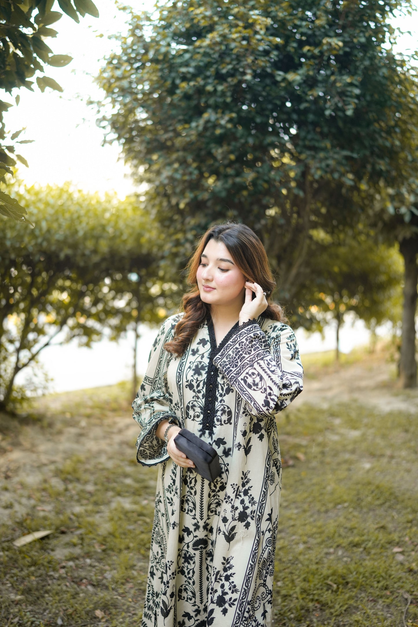 Rs 5500 Aneelas Stitched Print Kaftan 2pc [Black Trouser] [SPR-26-63-B] [Dispatch Time 2 Months]