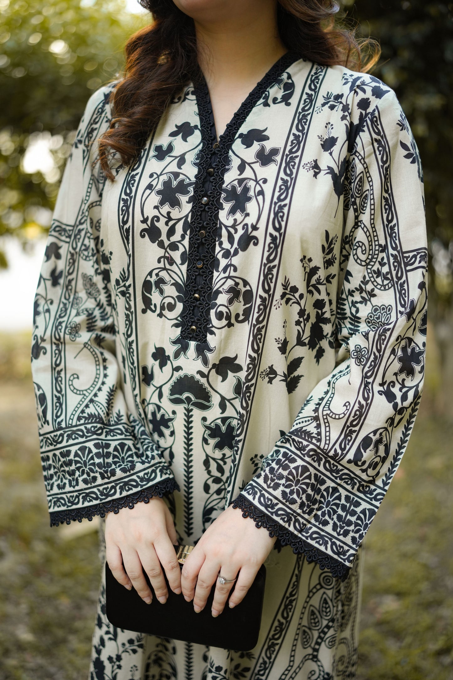 Rs 5500 Aneelas Stitched Print Kaftan 2pc [Black Trouser] [SPR-26-63-B] [Dispatch Time 2 Months]