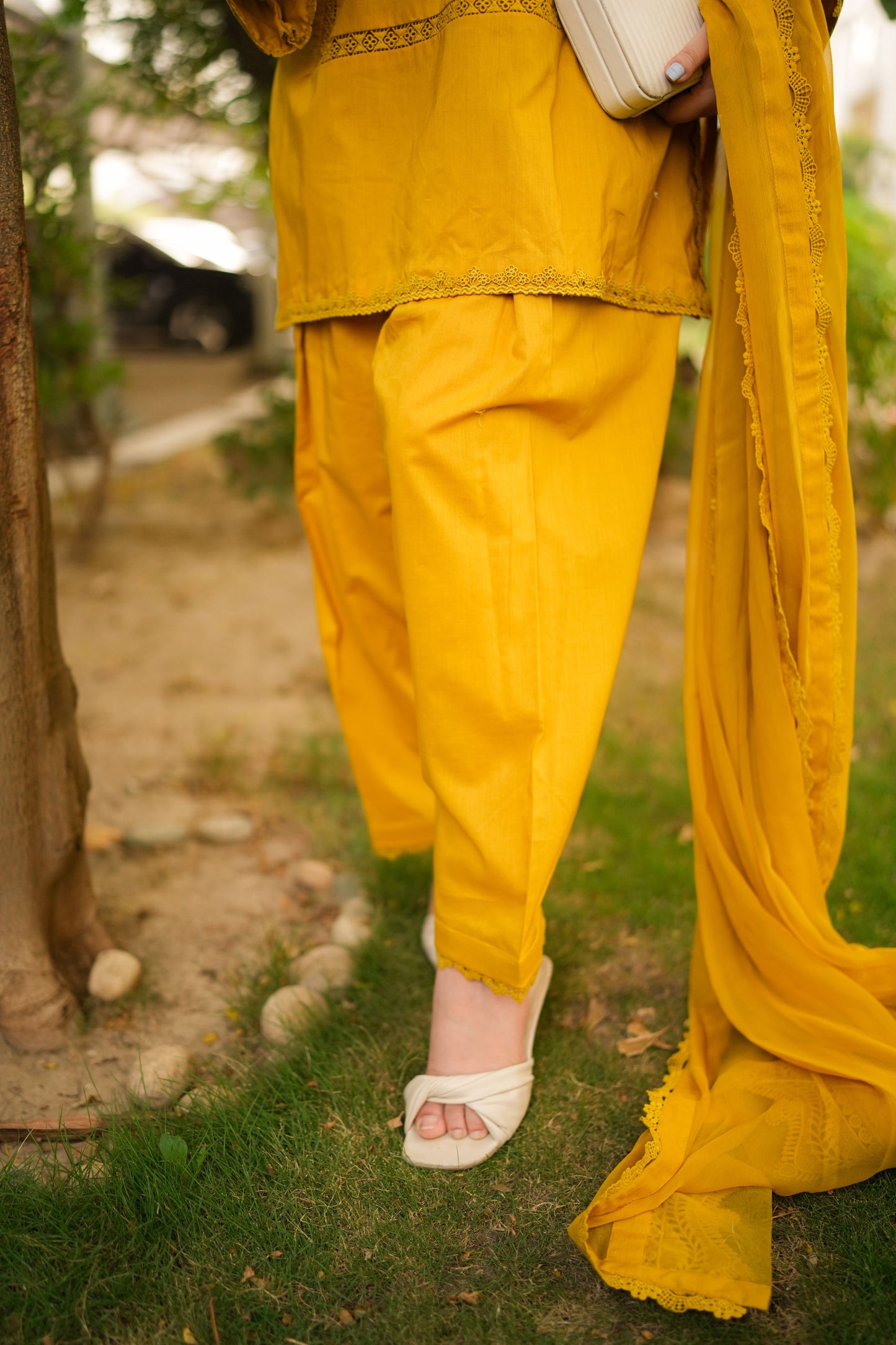 Rs 8000 Aneelas Stitched Solid Lawn 3pc with Shalwar & Chiffon Duppata [SL-16][Dispatch Time 2 Month]