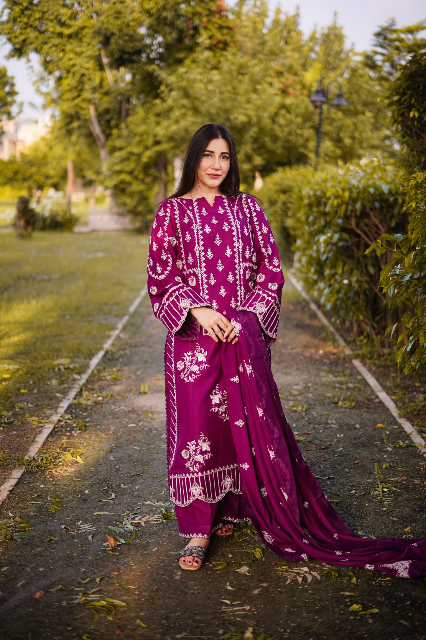 Rs 17500 Aneelas Stitched Luxury Winter Twill Emb Shirt Trouser Emb Shawl  3pc [AROOSHA-01] [Dispatch Time 2 Months]