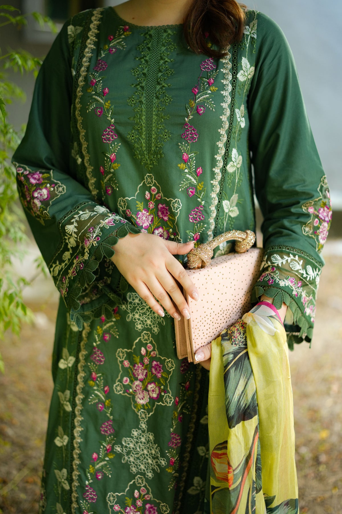 Aneelas Viscose 3pc With Silk Duppata [VC-26-08] [Dispatch Time 2 Month]