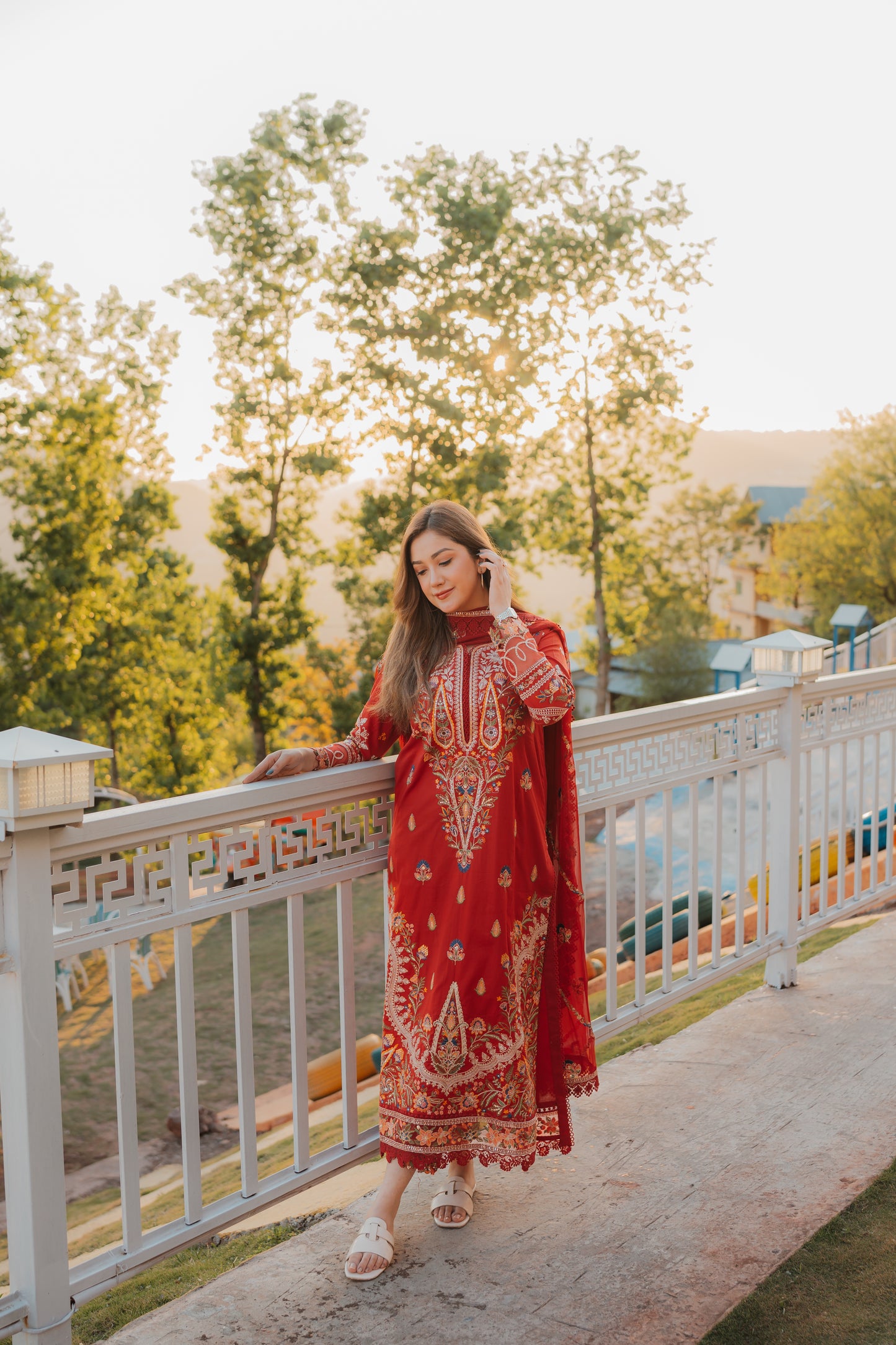 Rs 7500 Aneelas Unstitched Lawn Emb Shirt Trouser 2pc [LUX-09] [Dispatch Time 1 Month]