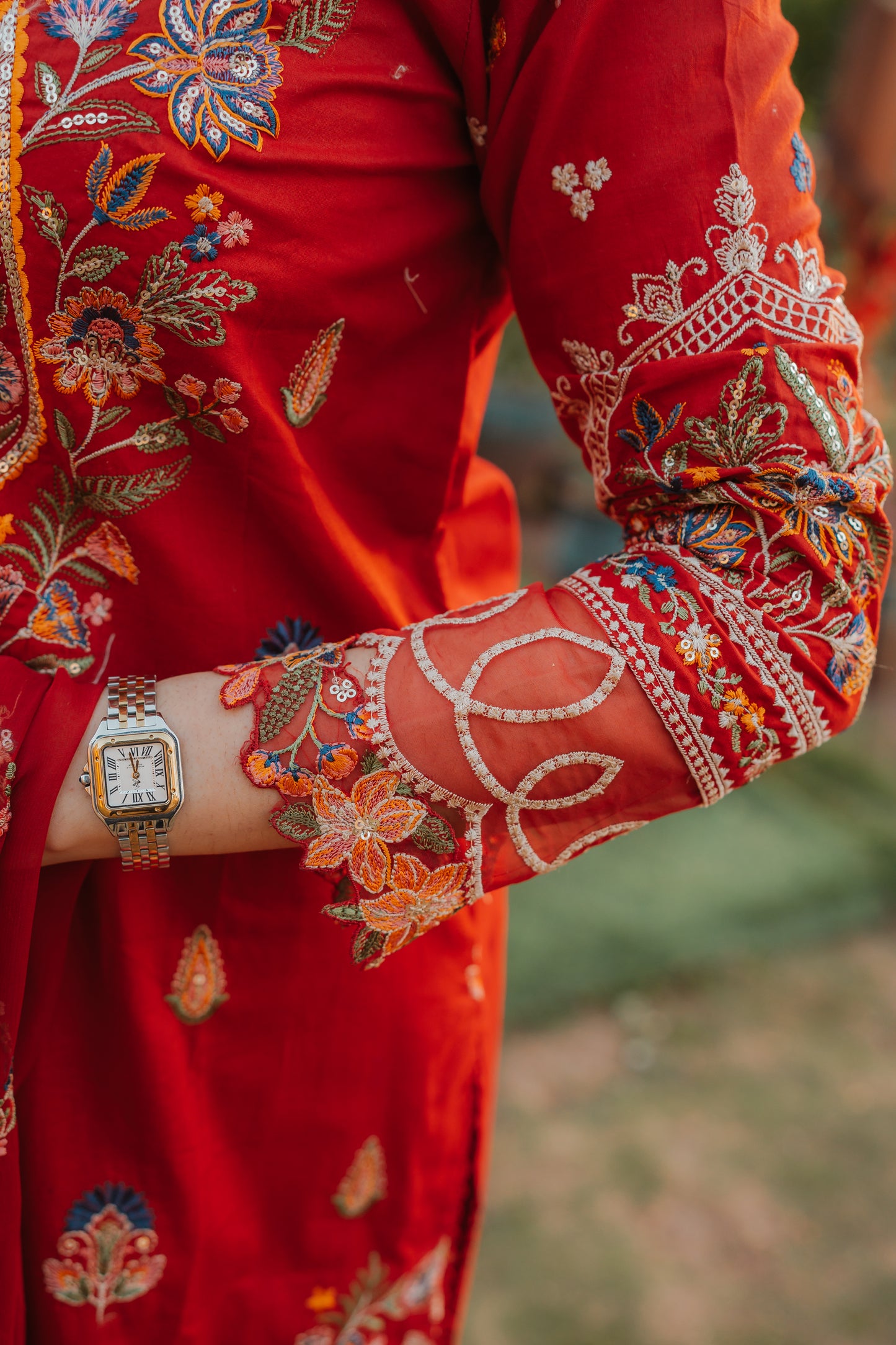 Rs 7500 Aneelas Unstitched Lawn Emb Shirt Trouser 2pc [LUX-09] [Dispatch Time 1 Month]