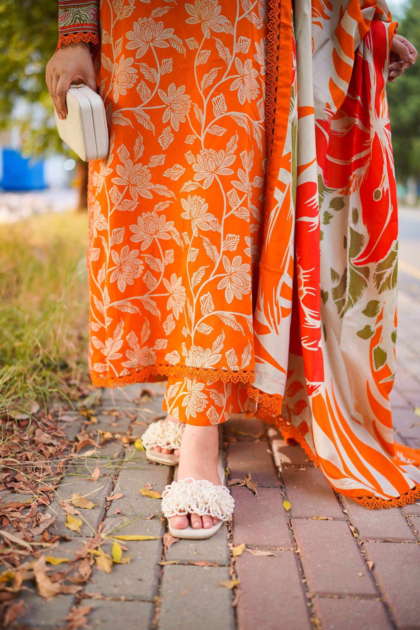 Rs 7950 Aneelas Print Stitched Viscose 3pc [WPR-03] [Dispatch Time 2 Months]