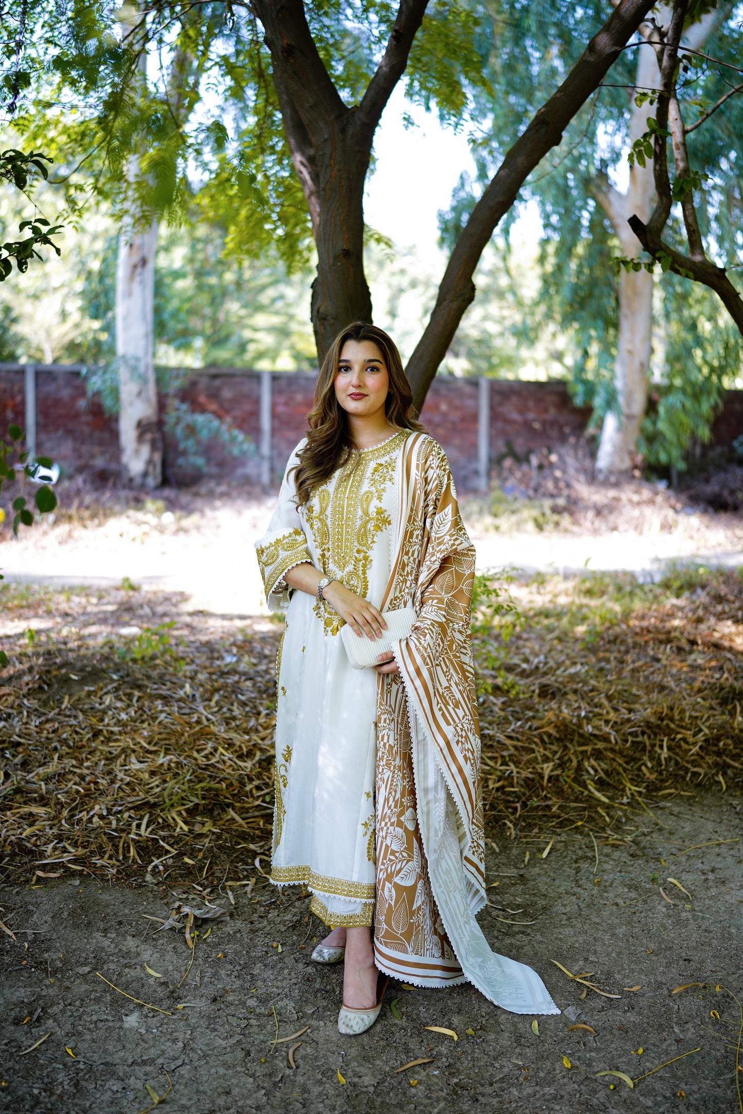 Rs 13500 Aneelas Stitched Viscose Emb 3pc With Printed Shawl [VC-03] [Dispatch Time 2 Months]