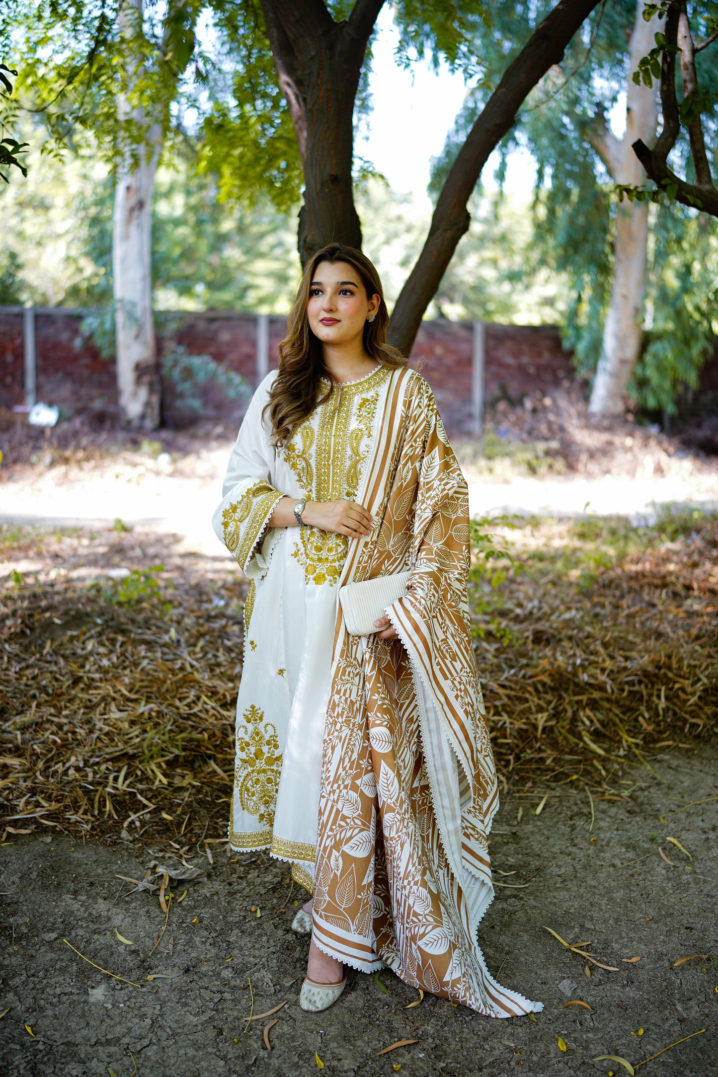Rs 13500 Aneelas Stitched Viscose Emb 3pc With Printed Shawl [VC-03] [Dispatch Time 2 Months]
