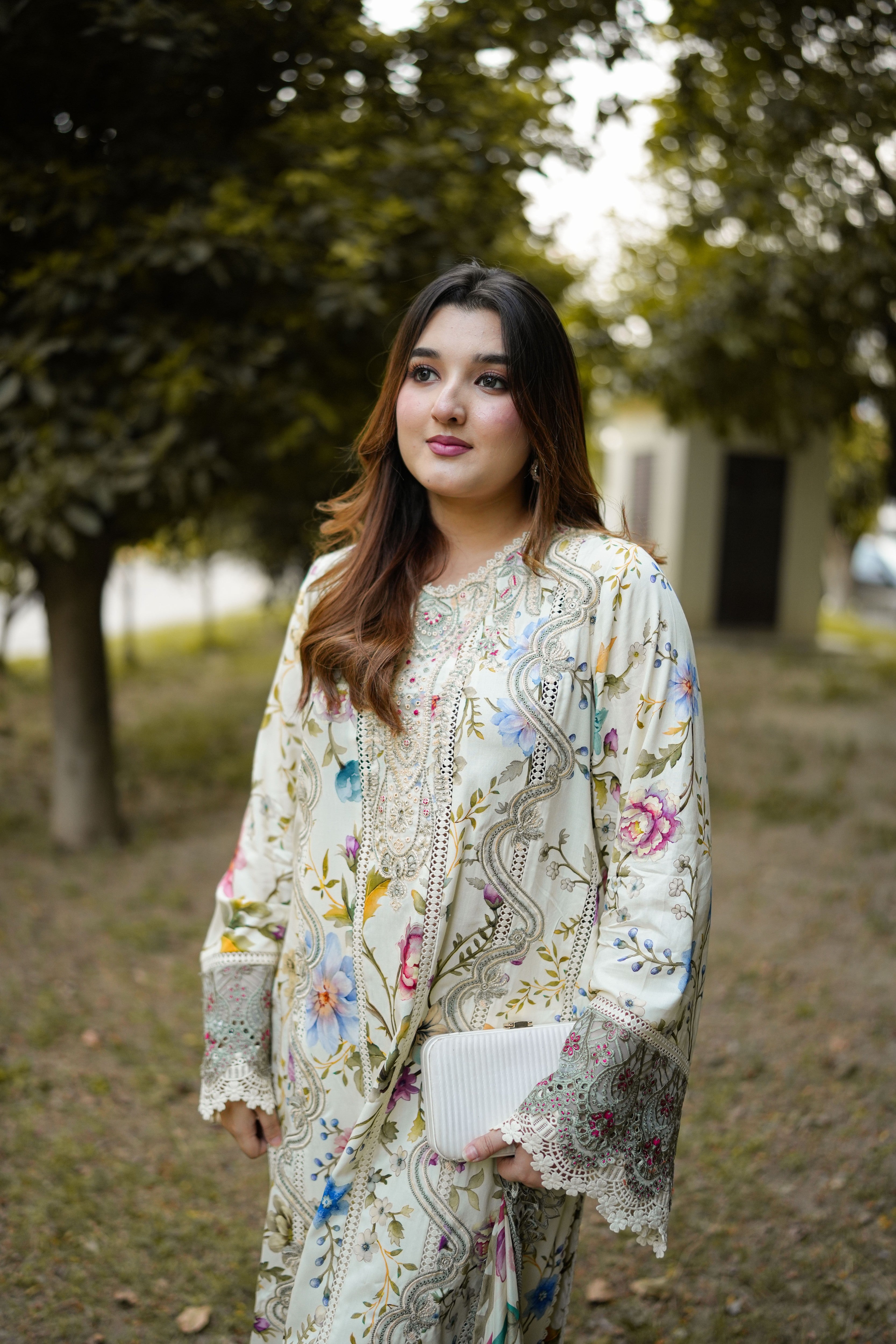 Aneelas Khadar Print Emb 3p Khadar Duppata [VC-26-25-B] [Dispatch Time 2 Months]