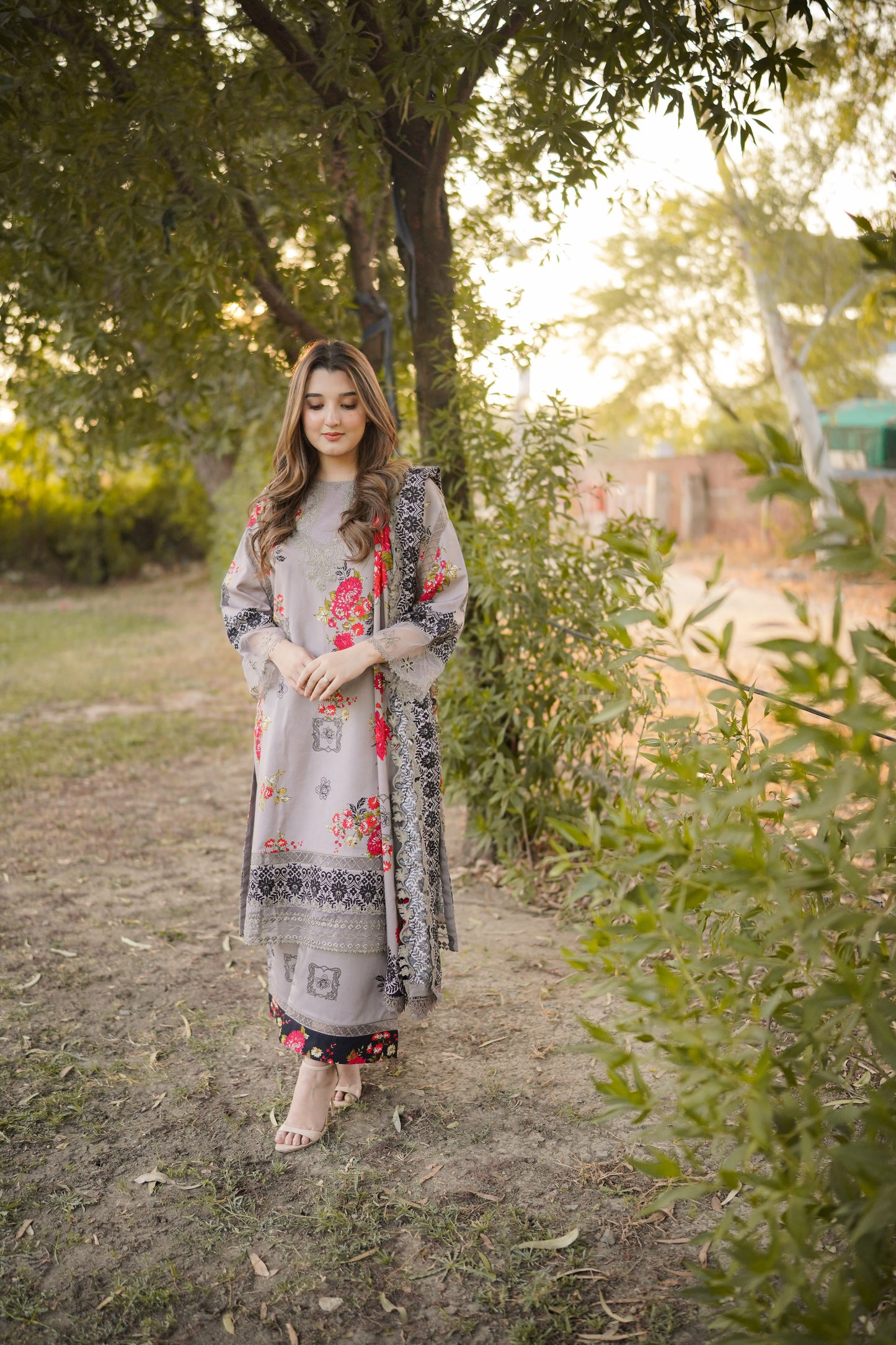 Rs 9500 Aneelas Stitched Staple Linen Emb 3pc [WPR-32] [Dispatch Time 2 Months]