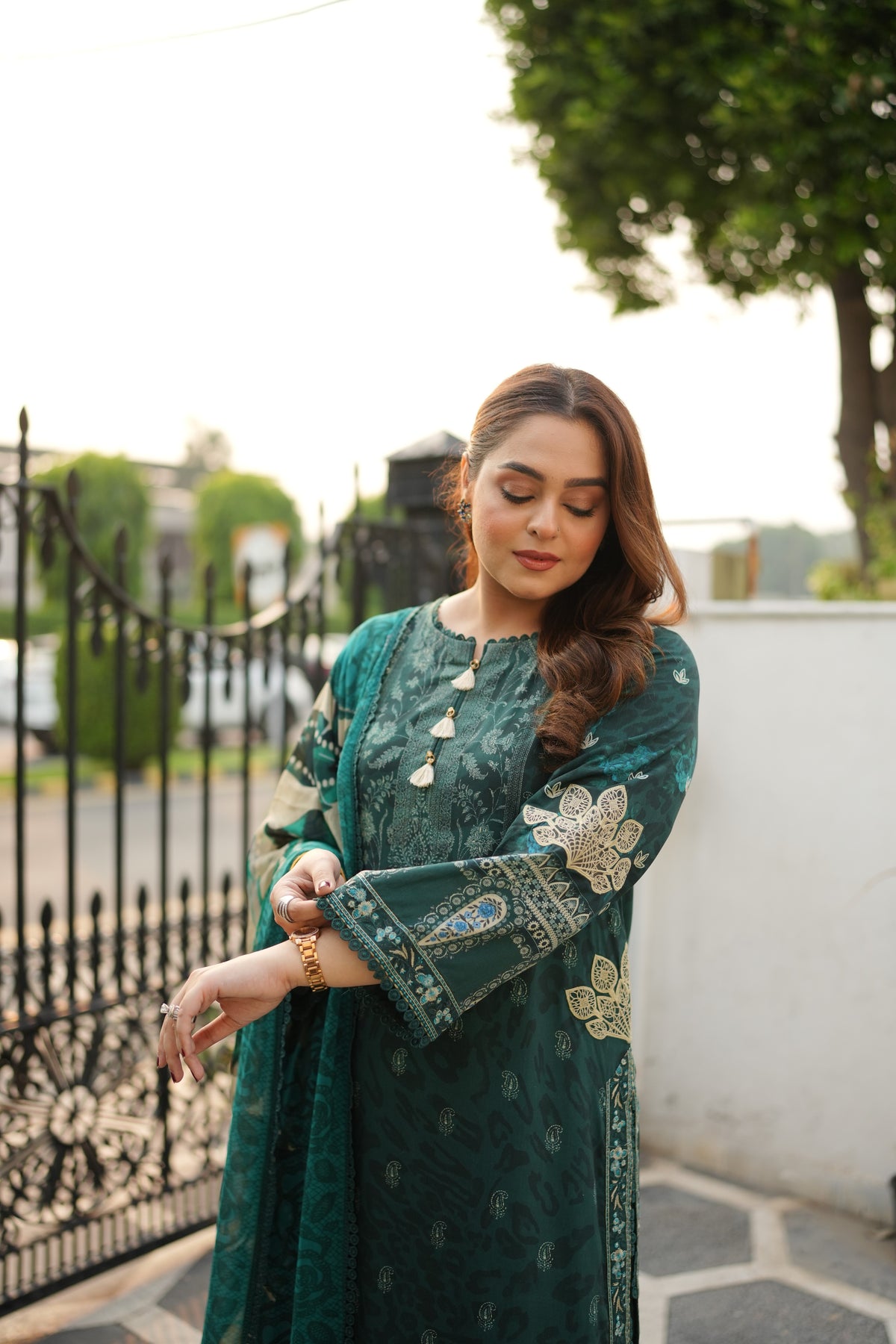 Aneelas Viscose Print Emb 3pc Viscose Duppata [VC-26-15-A] [Dispatch Time 2.5 Months]