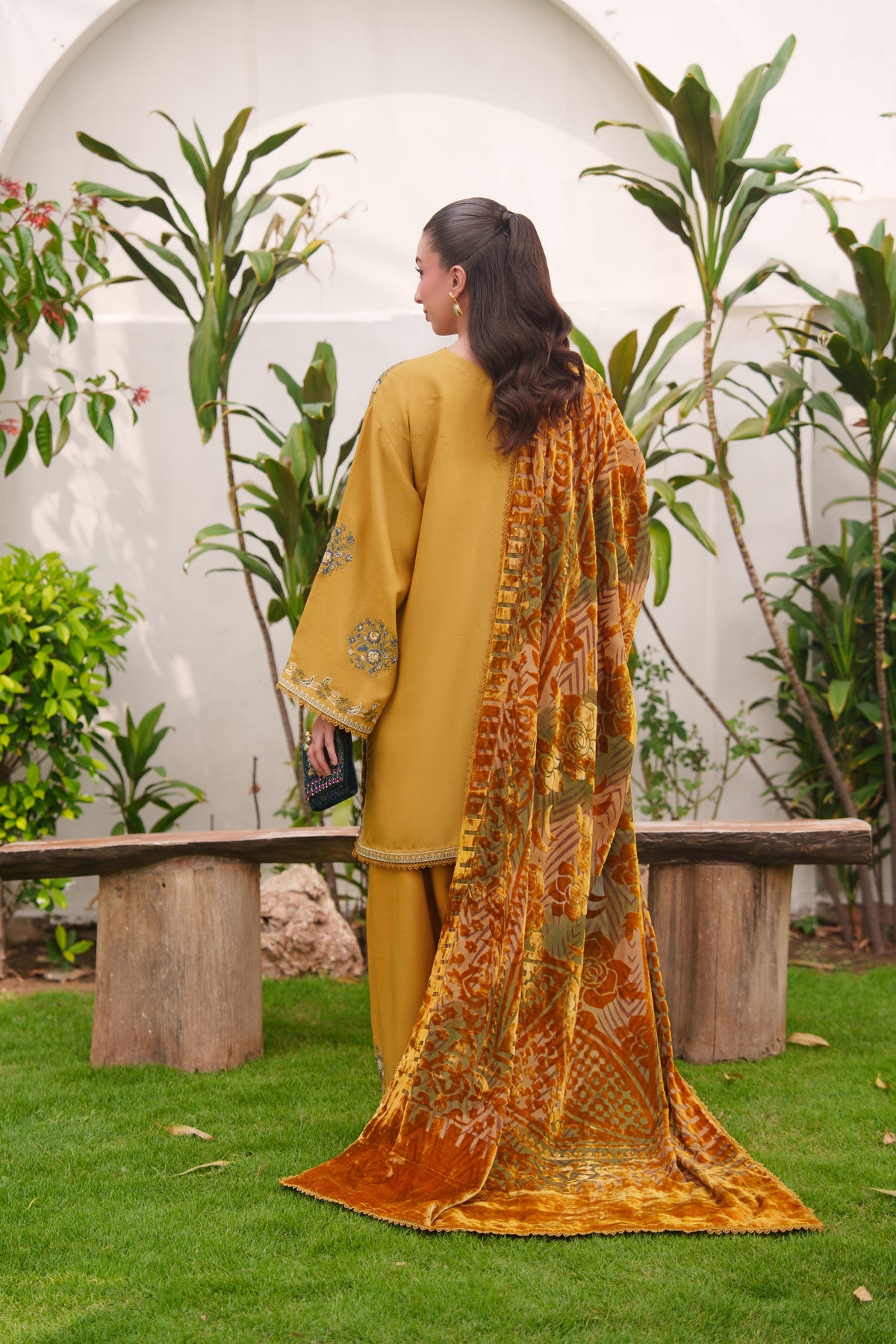 Aneelas Karandi Emb 3pc Palachi Shawl [KR-26-05] [Dispatch Time 2.5 Months]