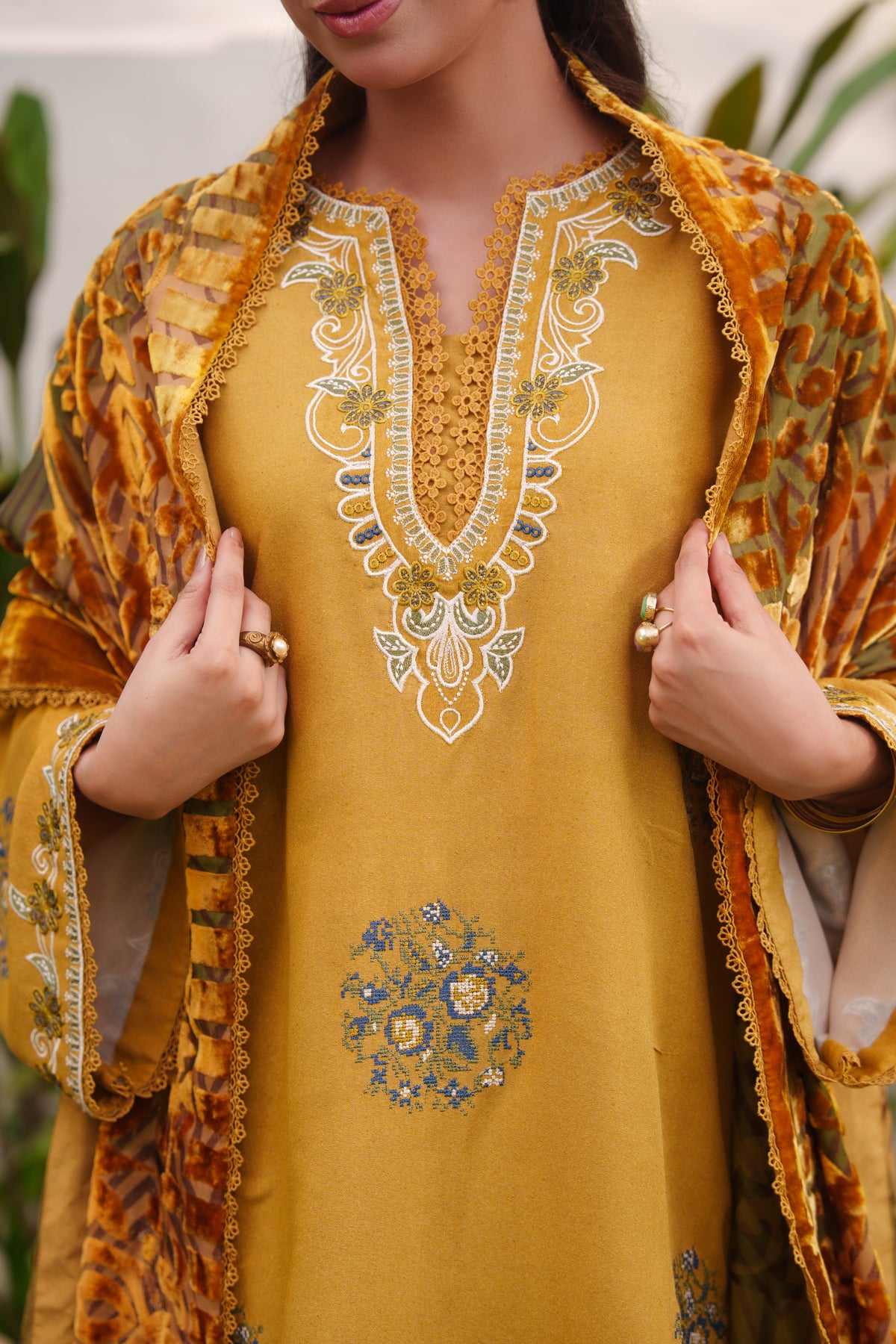 Aneelas Karandi Emb 3pc Palachi Shawl [KR-26-05] [Dispatch Time 2.5 Months]