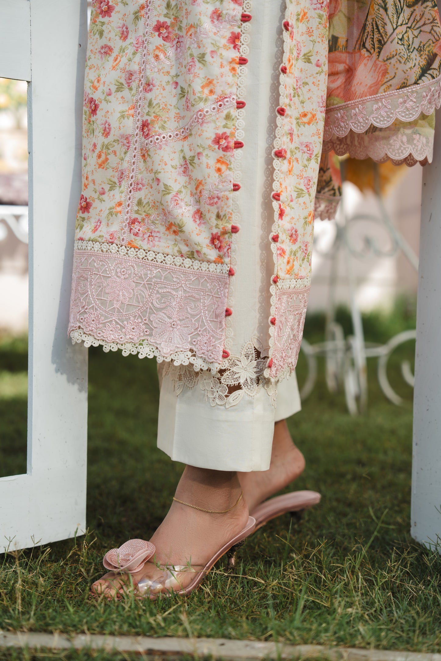 Rs 14500 Aneelas Stitched Print Emb Lawn Print Emb 3pc Chiffon Duppata [SPR-26-38]