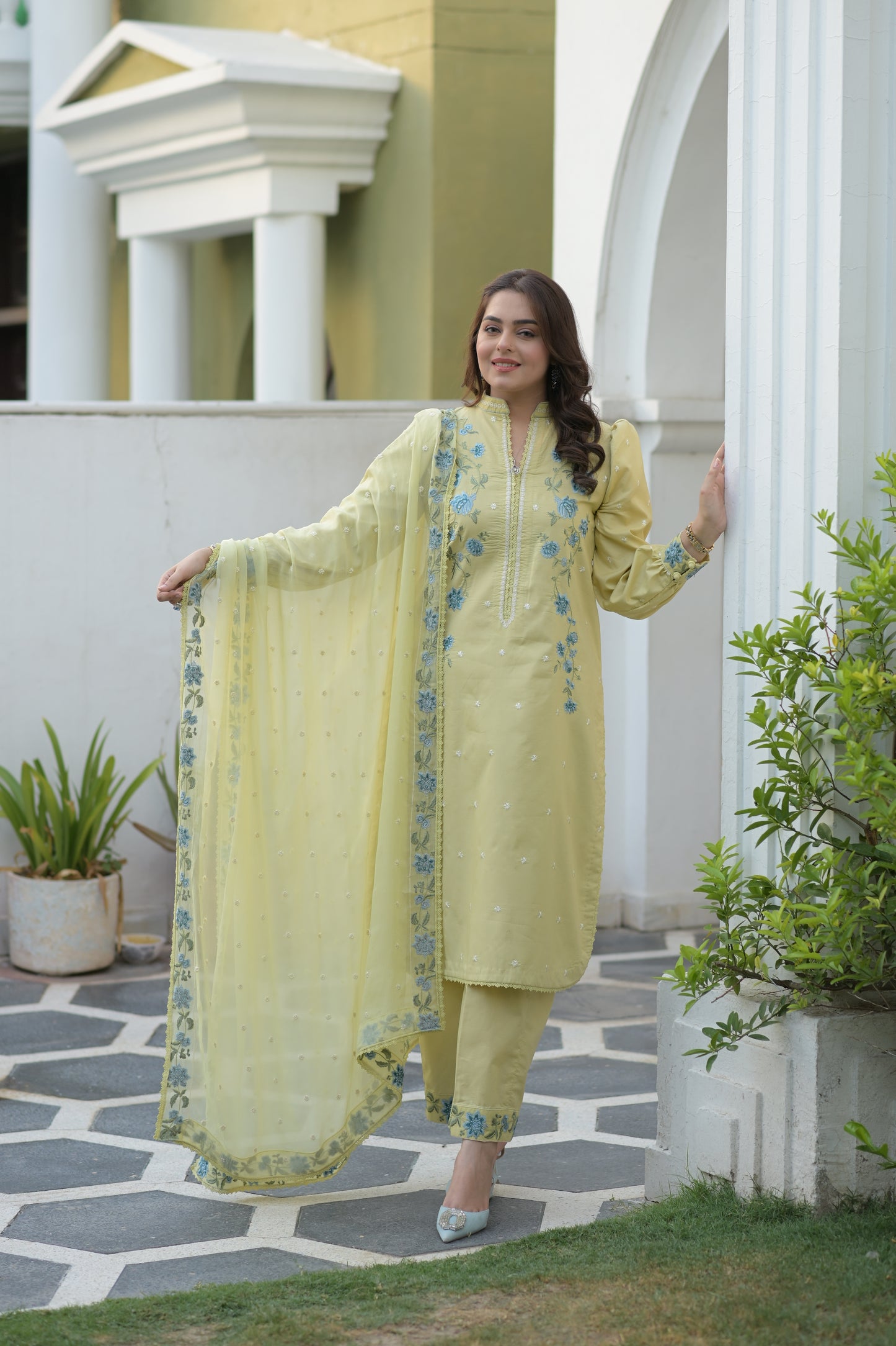 Rs 12700 Aneelas Stitched Lawn Emb 3pc Chiffon Duppata [LUX-26-91] [Dispatch Time 2 Months]