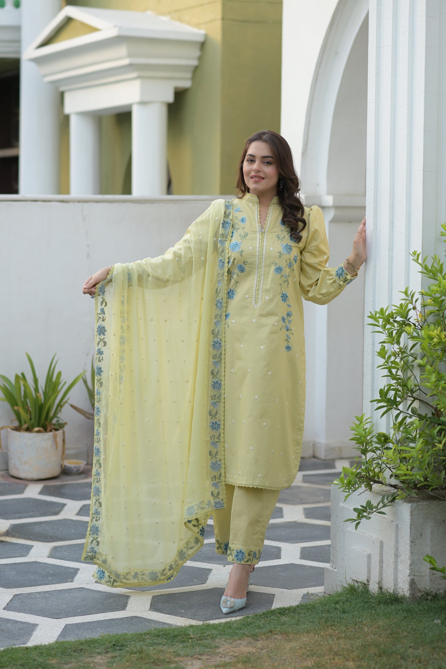 Rs 12700 Aneelas Stitched Lawn Emb 3pc Chiffon Duppata [LUX-26-91] [Dispatch Time 2 Months]