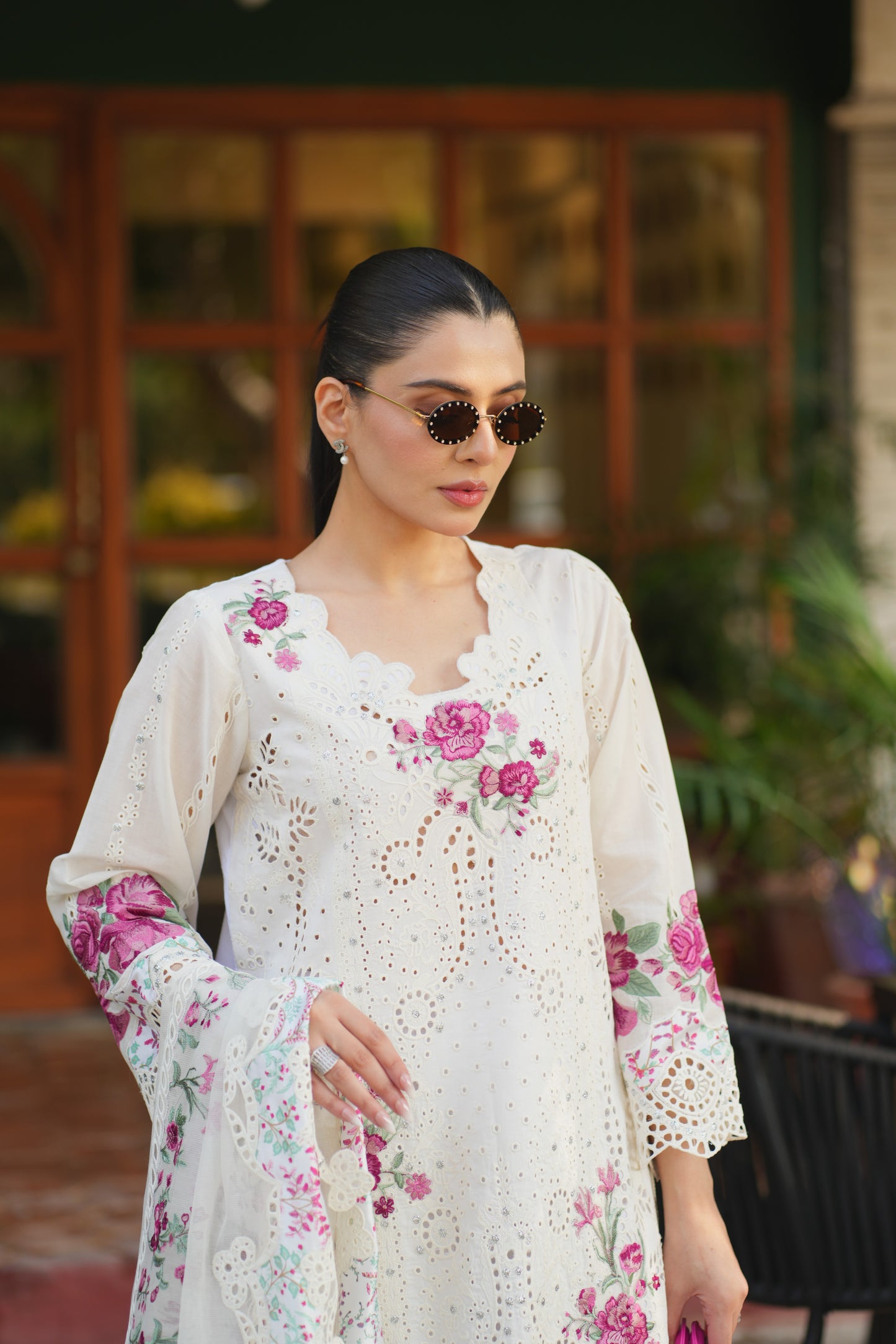 Rs 20500 Aneelas Stitched Signature lawn Emb 3pc [LUX-26-23] [EAD] [Dispatch Time 2 Months]
