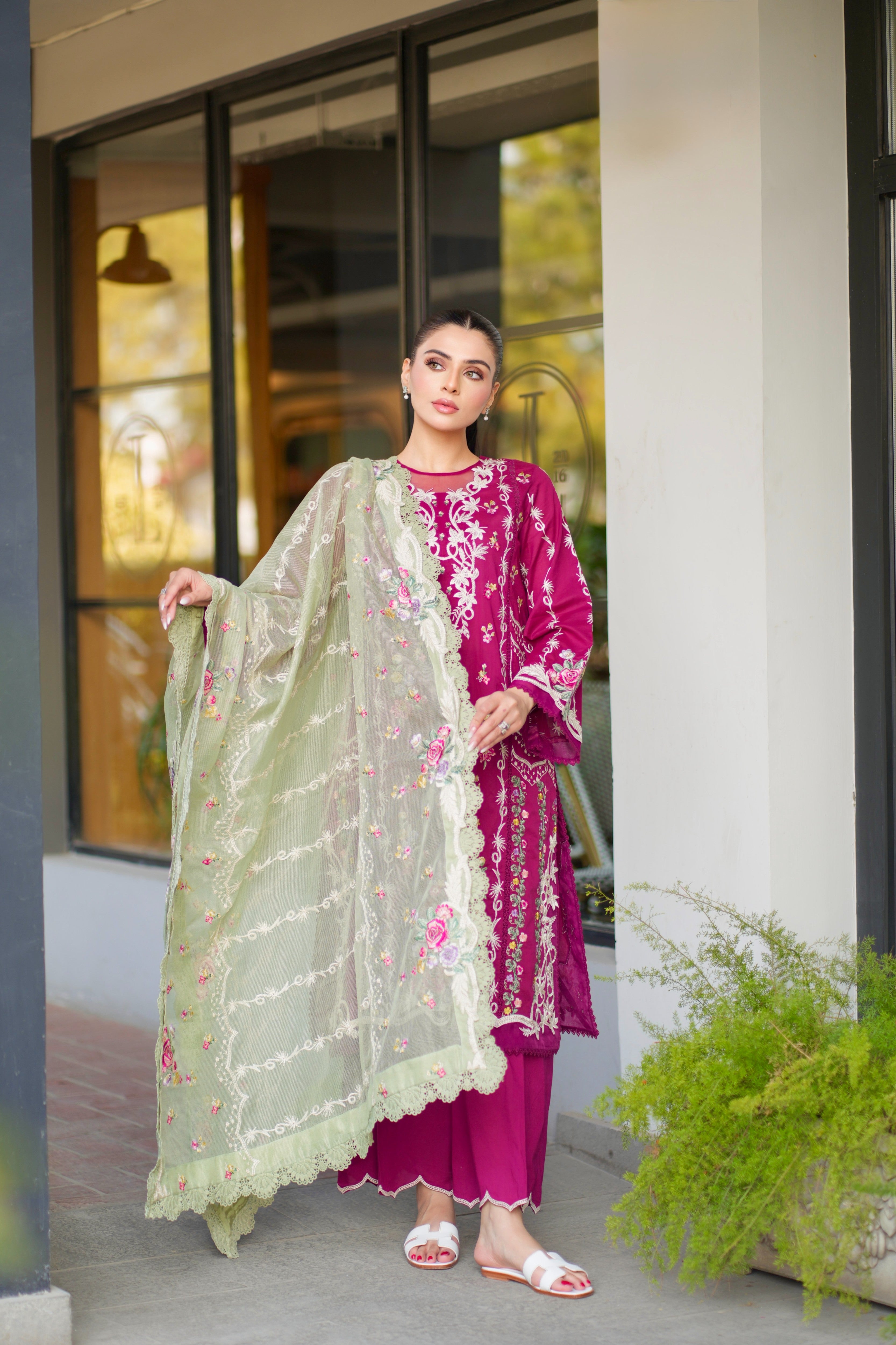 Rs 18500 Aneelas Stitched Luxury Lawn 3pc [LUX-26-06] [Dispatch Time 2 Months]