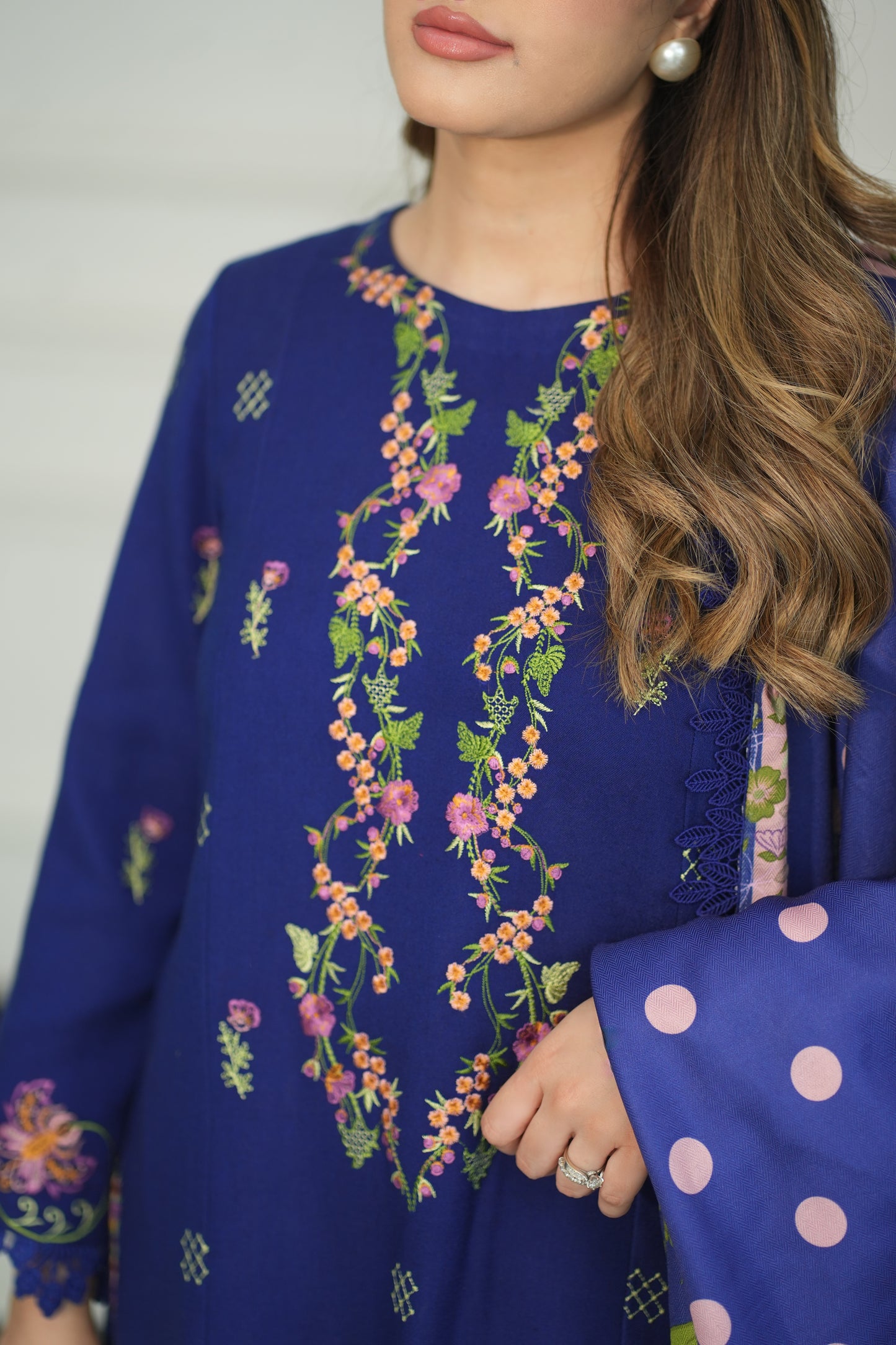 Aneelas Stitched Peach Wool Emb 3pc [PL-02] [Dispatch Time 2 Months]