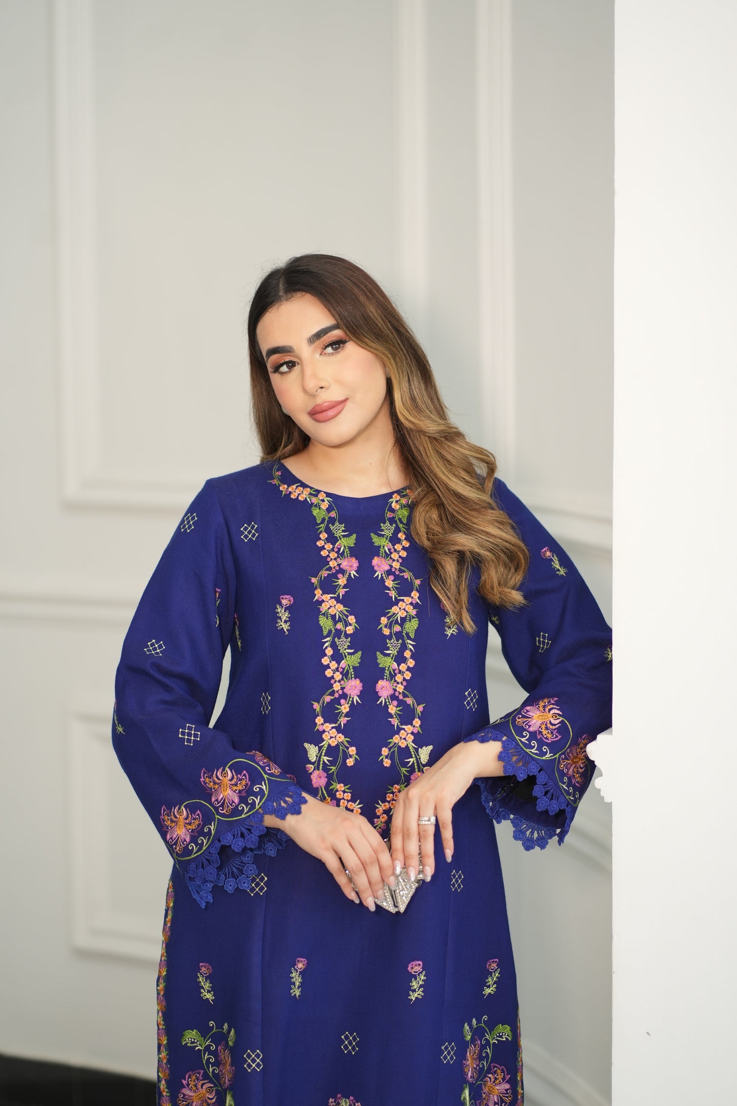 Aneelas Stitched Peach Wool Emb 3pc [PL-02] [Dispatch Time 2 Months]