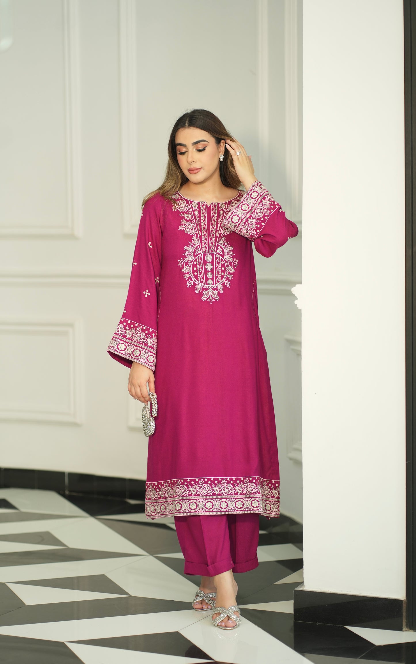 Aneelas Stitched Peach Wool Emb 3pc [PL-04] [Dispatch Time 2 Months]