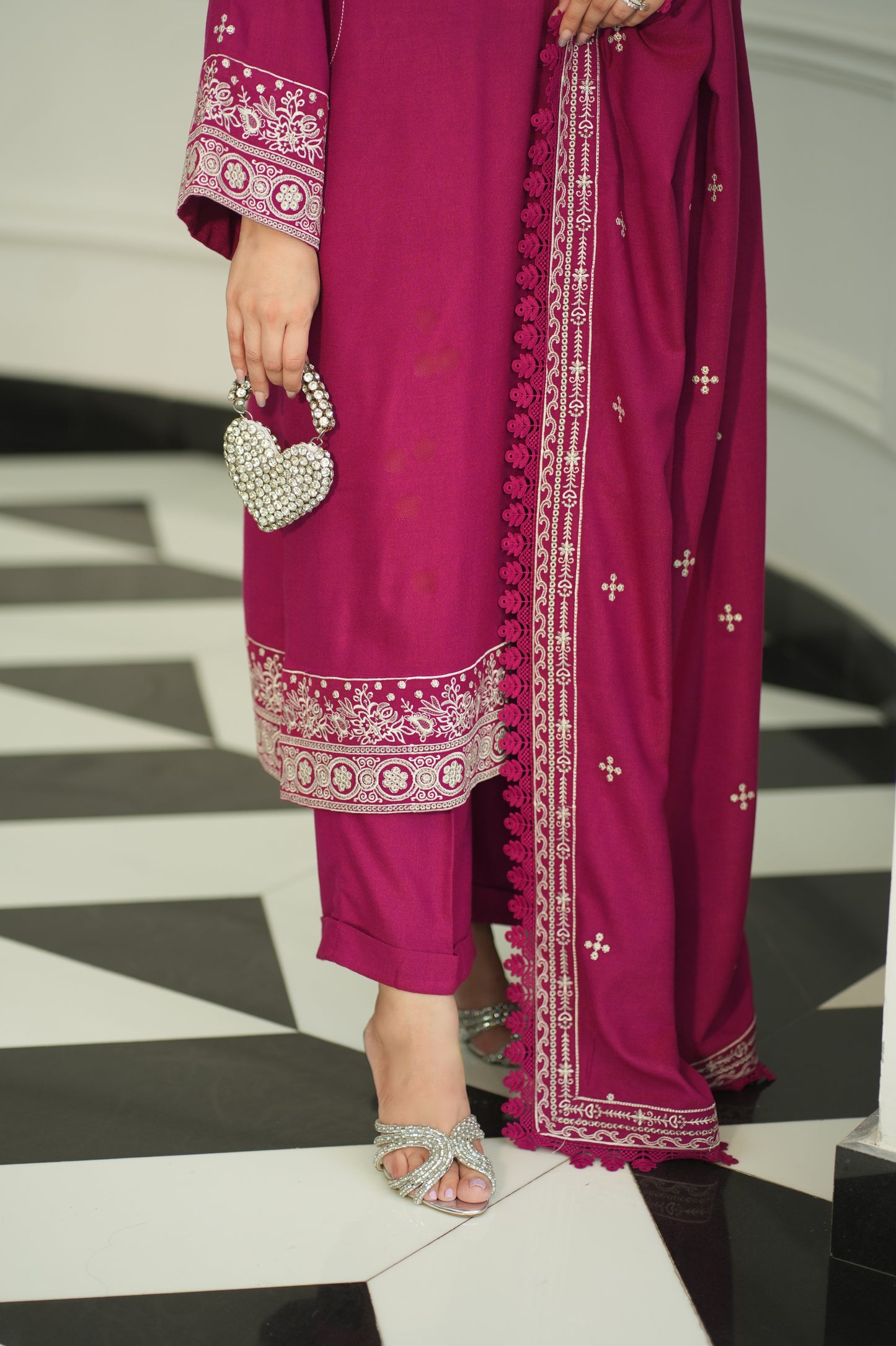 Aneelas Stitched Peach Wool Emb 3pc [PL-04] [Dispatch Time 2 Months]