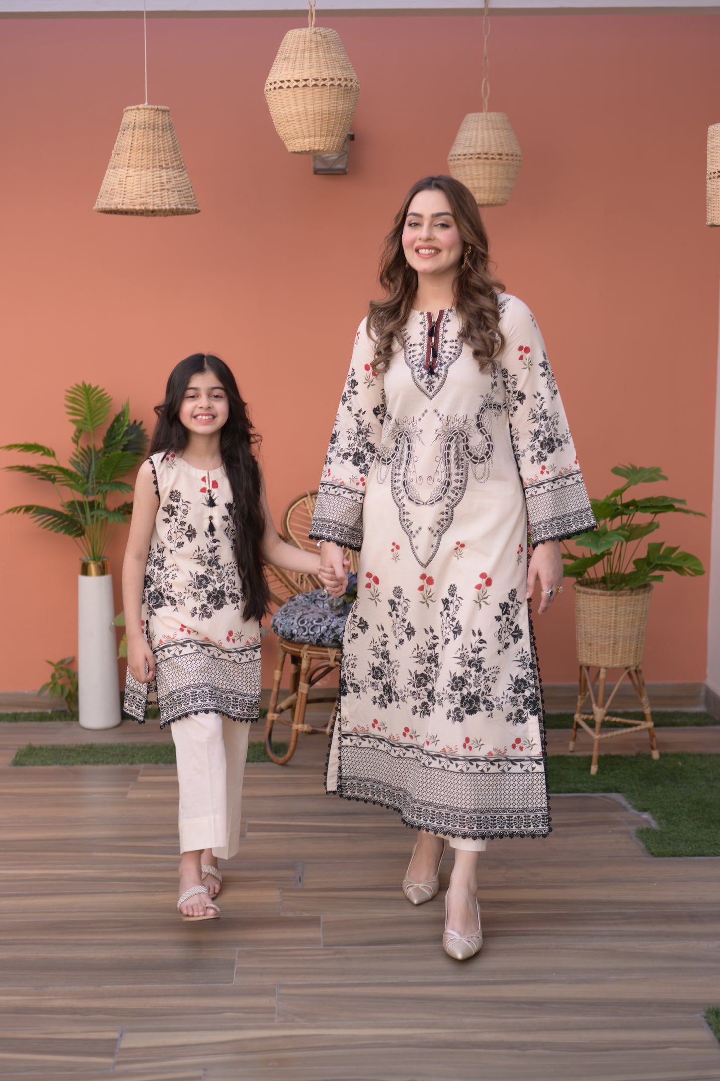 Rs 4500 Aneelas Kids Lawn Print 2pc [Without Sleeves] [KD-04-B] [Dispatch Time 2 Months]