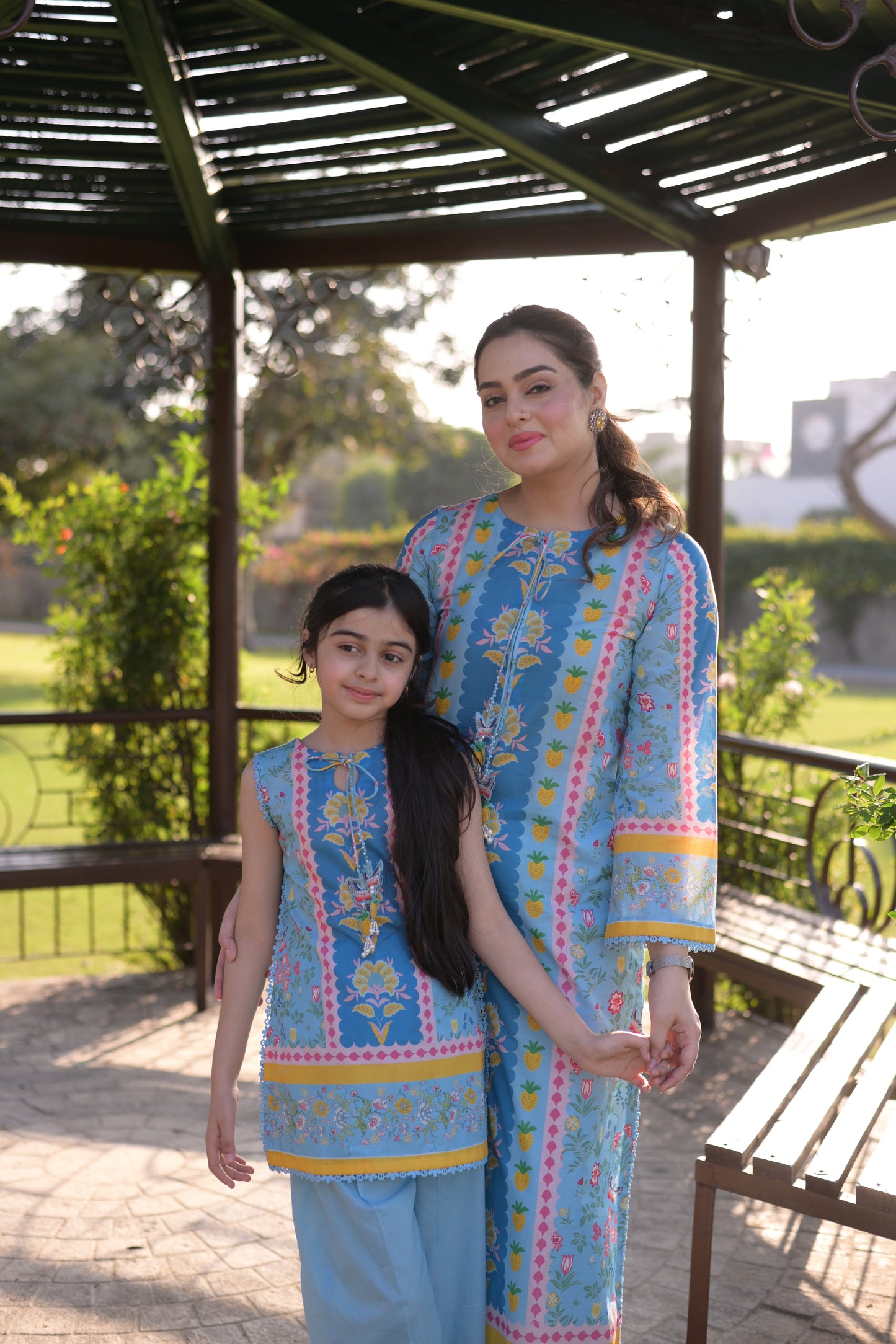 Rs 3500 Aneelas Kids Lawn Print 2pc [Without Sleeves] [KD-03-B] [Dispatch Time 2 Months]