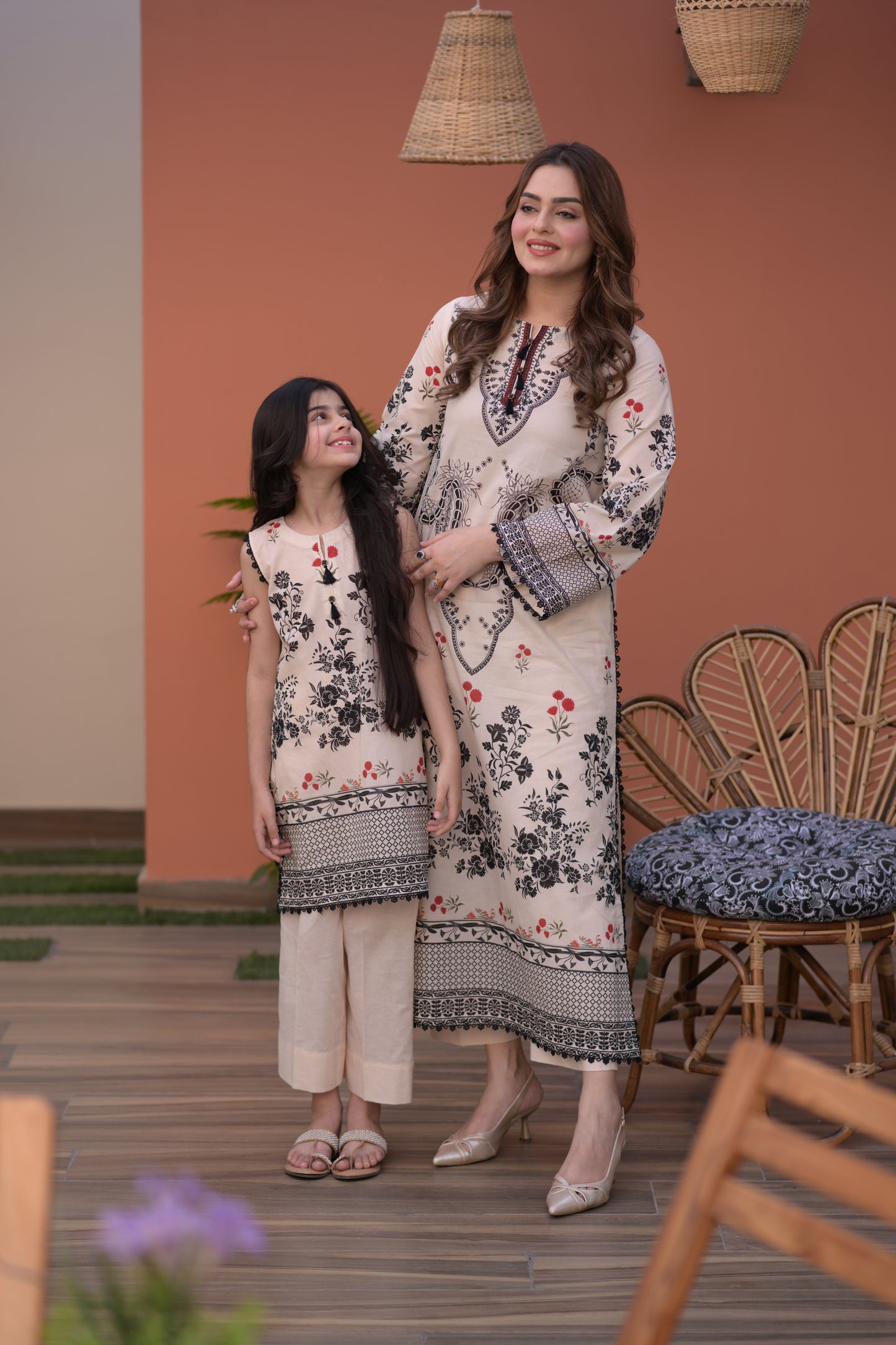 Rs 5500 Aneelas Stitched Lawn Print 2pc [SPR-26-18] [Dispatch Time 2 Months]