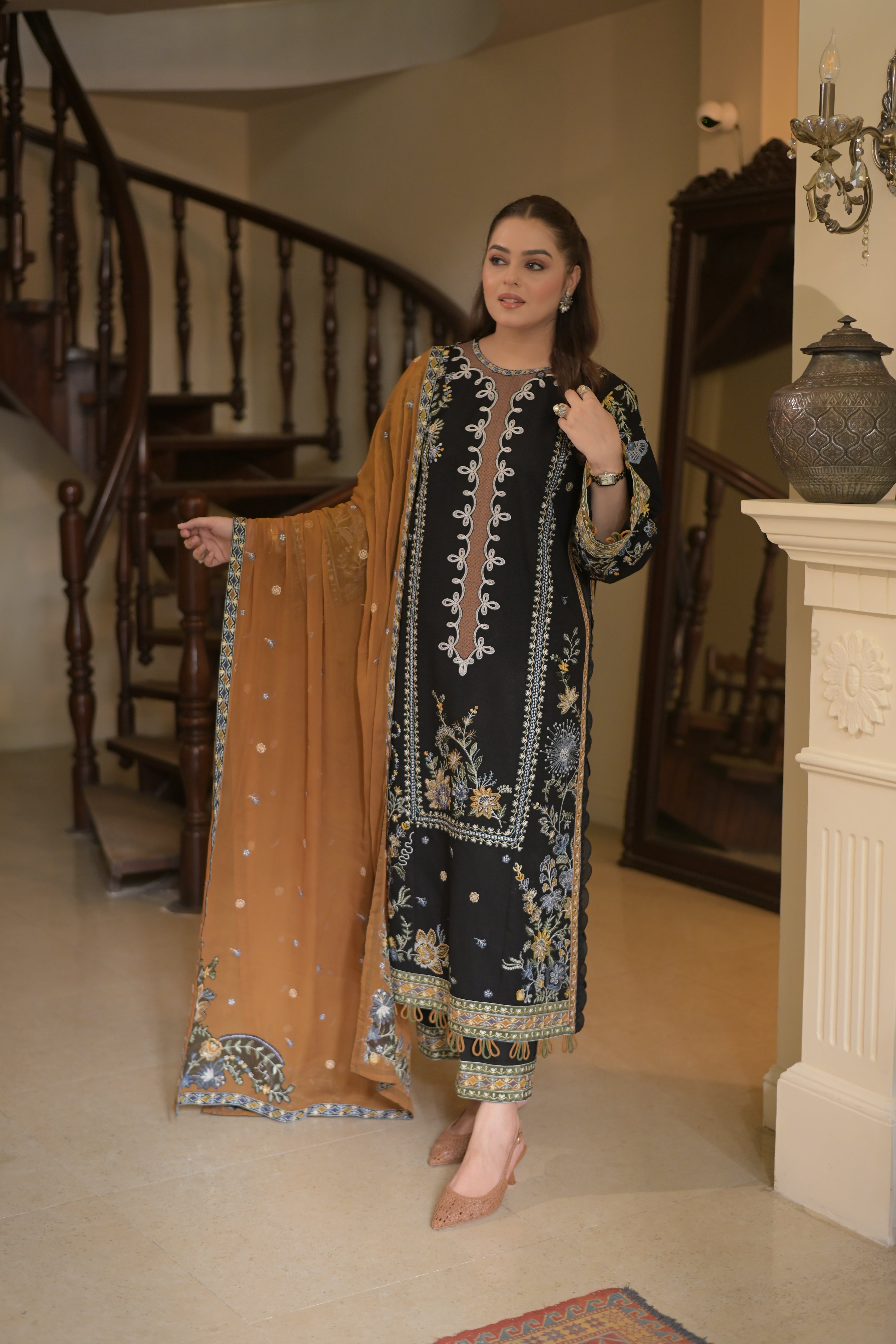 Aneelas Luxury Karandi Emb Pashmina Shawl 3pc [KR-26-03-B] [Dispatch Time 2.5 Months]