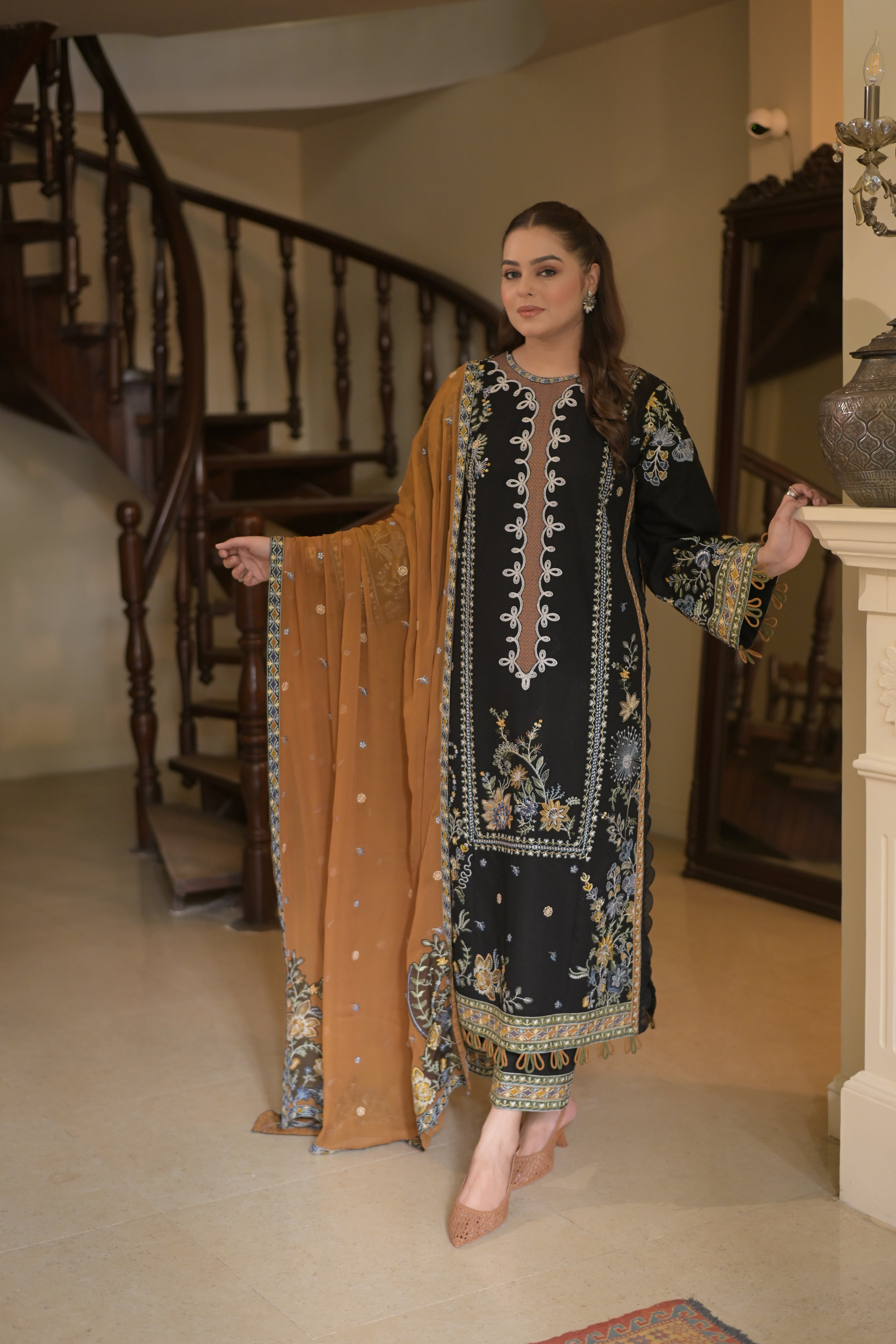 Aneelas Luxury Karandi Emb 3pc Chiffon Duppata [KR-26-03-A] [Dispatch Time 2.5 Months]