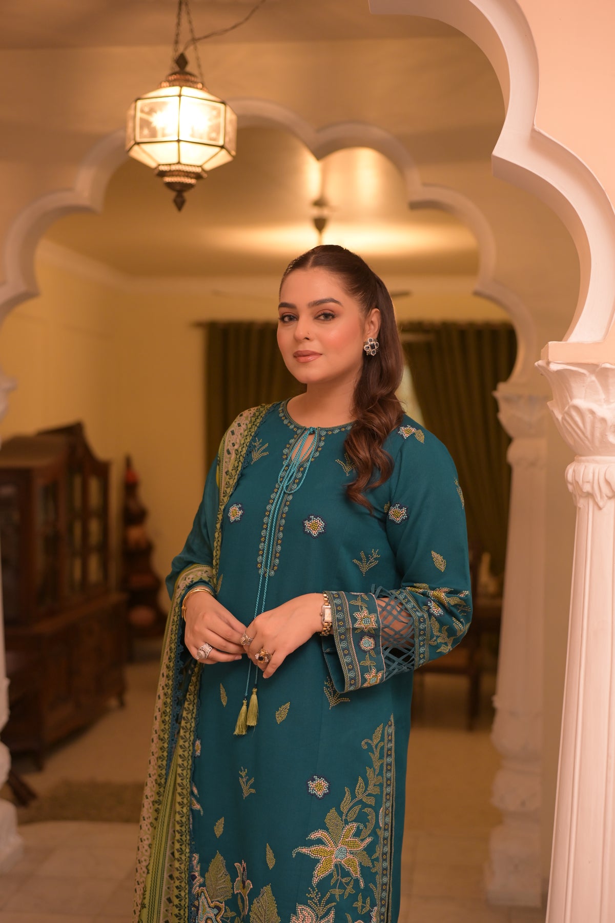 Aneelas Karandi Emb 3pc Silk Duppata [KR-26-01] [Dispatch Time 2.5 Months]