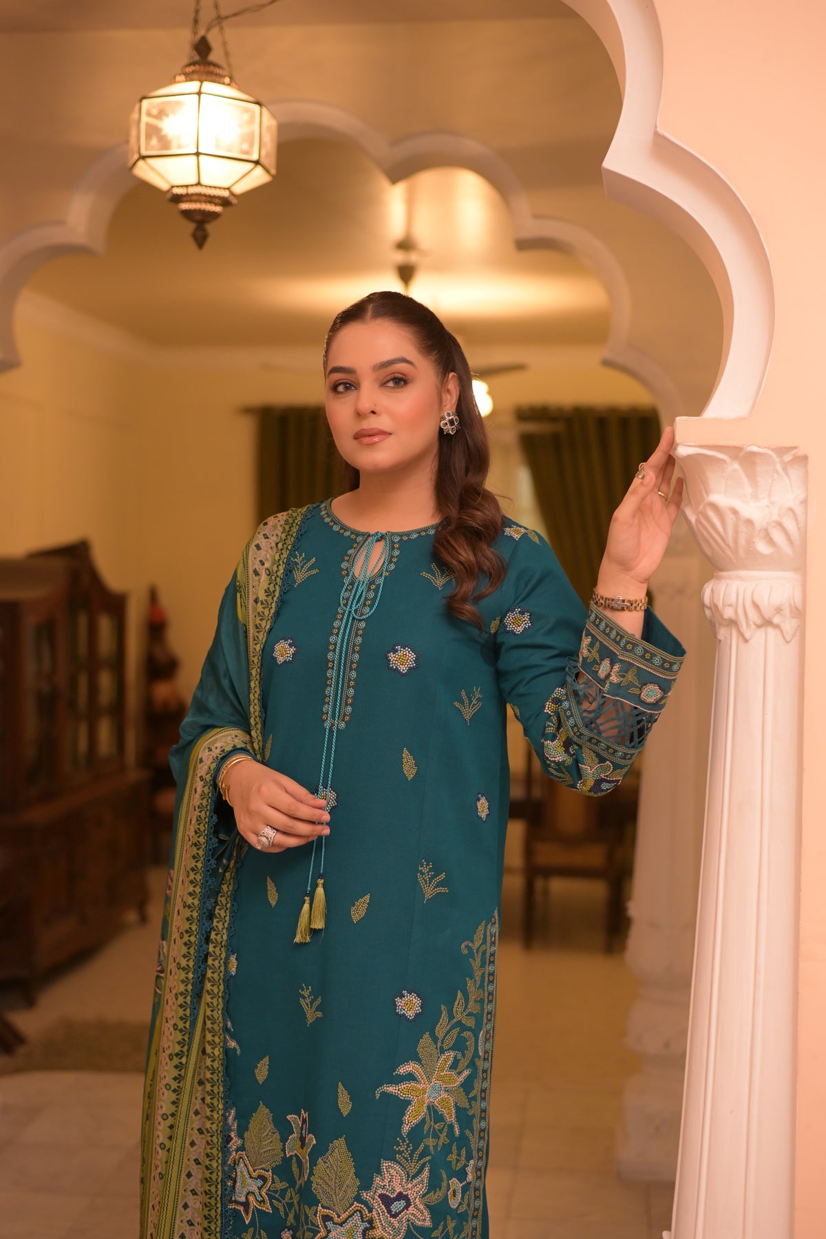 Aneelas Karandi Emb 3pc Silk Duppata [KR-26-01] [Dispatch Time 2.5 Months]