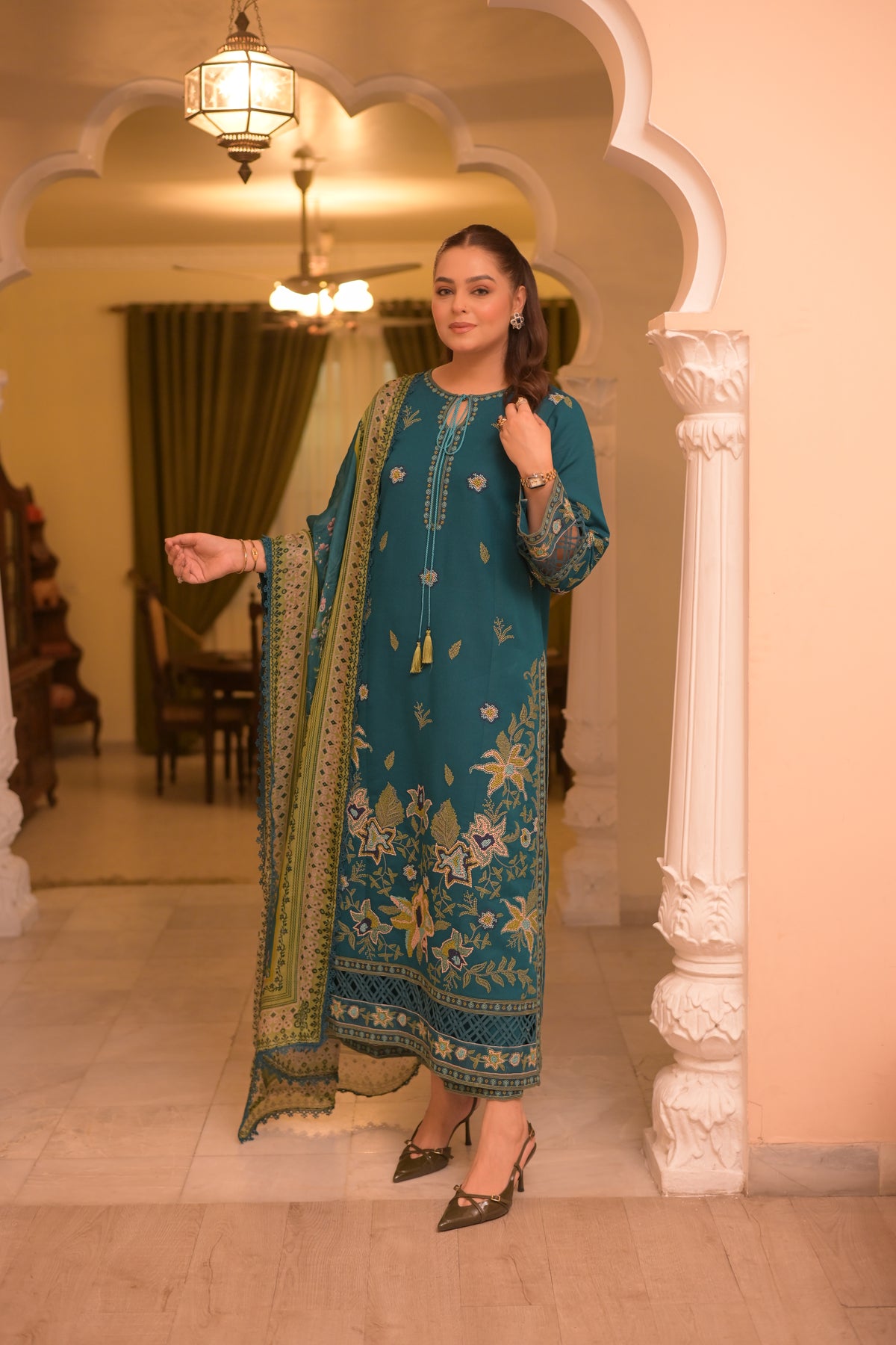 Aneelas Karandi Emb 3pc Silk Duppata [KR-26-01] [Dispatch Time 2.5 Months]