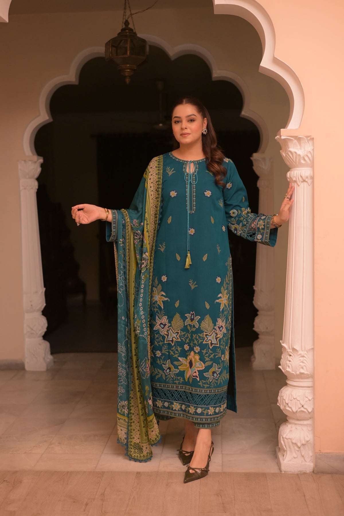 Aneelas Karandi Emb 3pc Silk Duppata [KR-26-01] [Dispatch Time 2.5 Months]