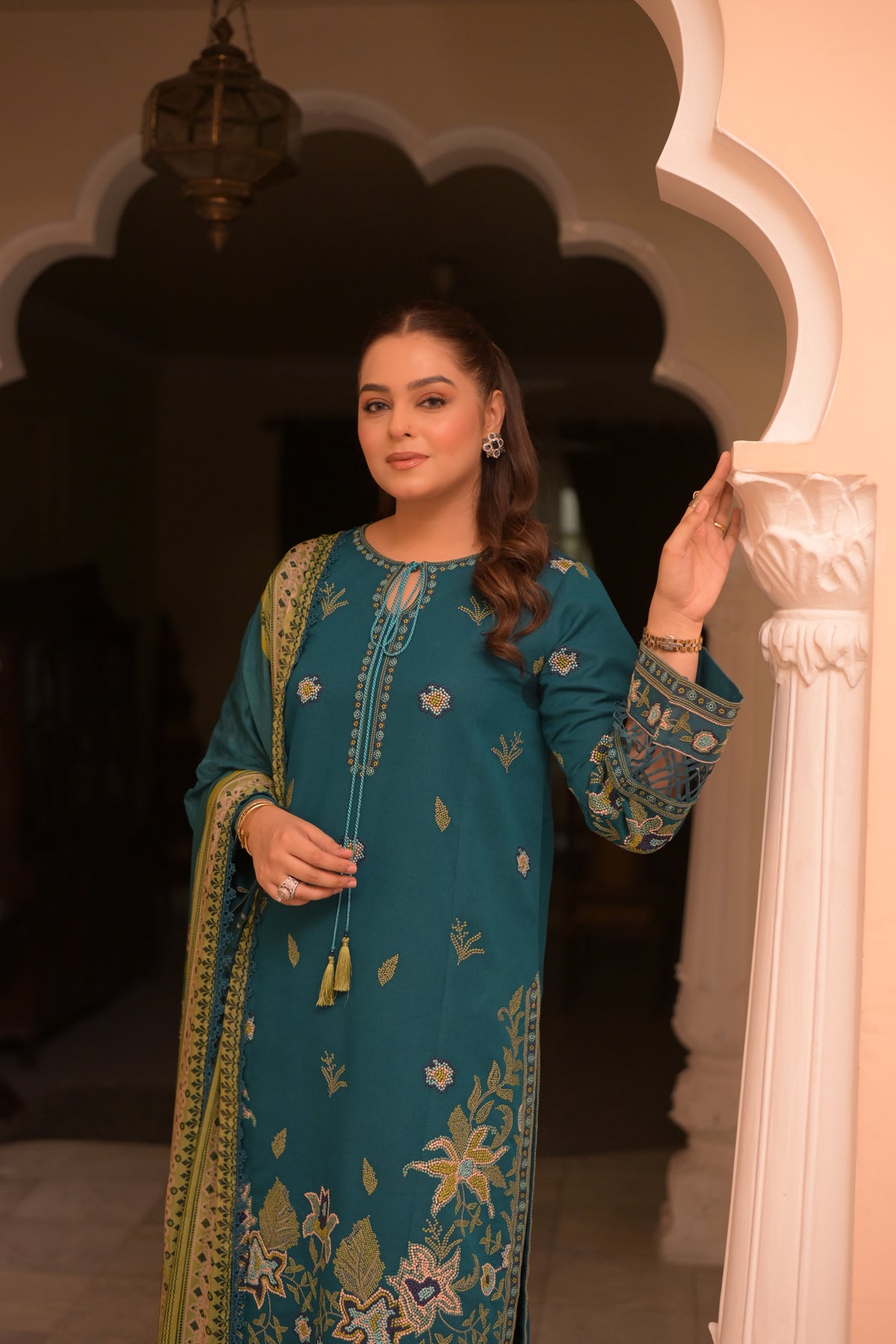 Aneelas Karandi Emb 3pc Silk Duppata [KR-26-01] [Dispatch Time 2.5 Months]